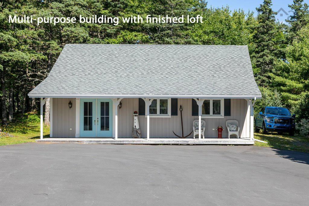 $3,875,000.00: 226 Crandall Road, Martins Point