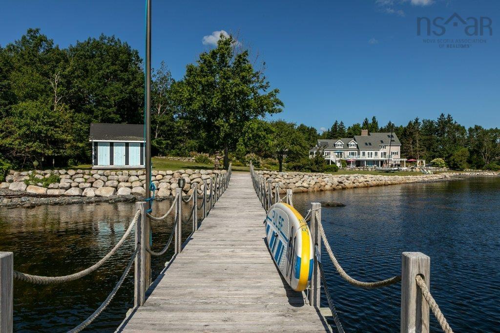 $3,875,000.00: 226 Crandall Road, Martins Point
