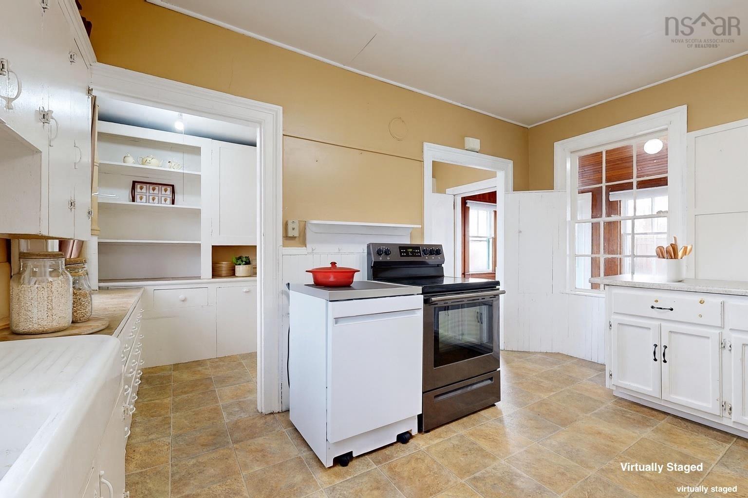 $299,000.00: 20 North Street, Lockeport