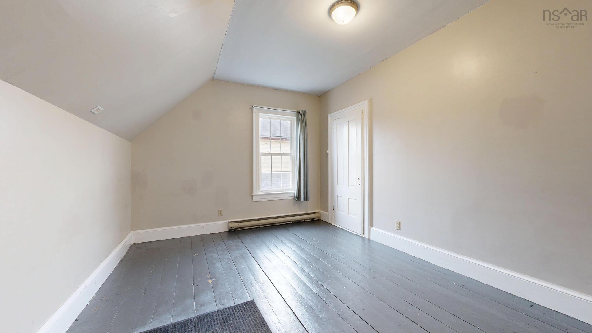 $299,000.00: 20 North Street, Lockeport