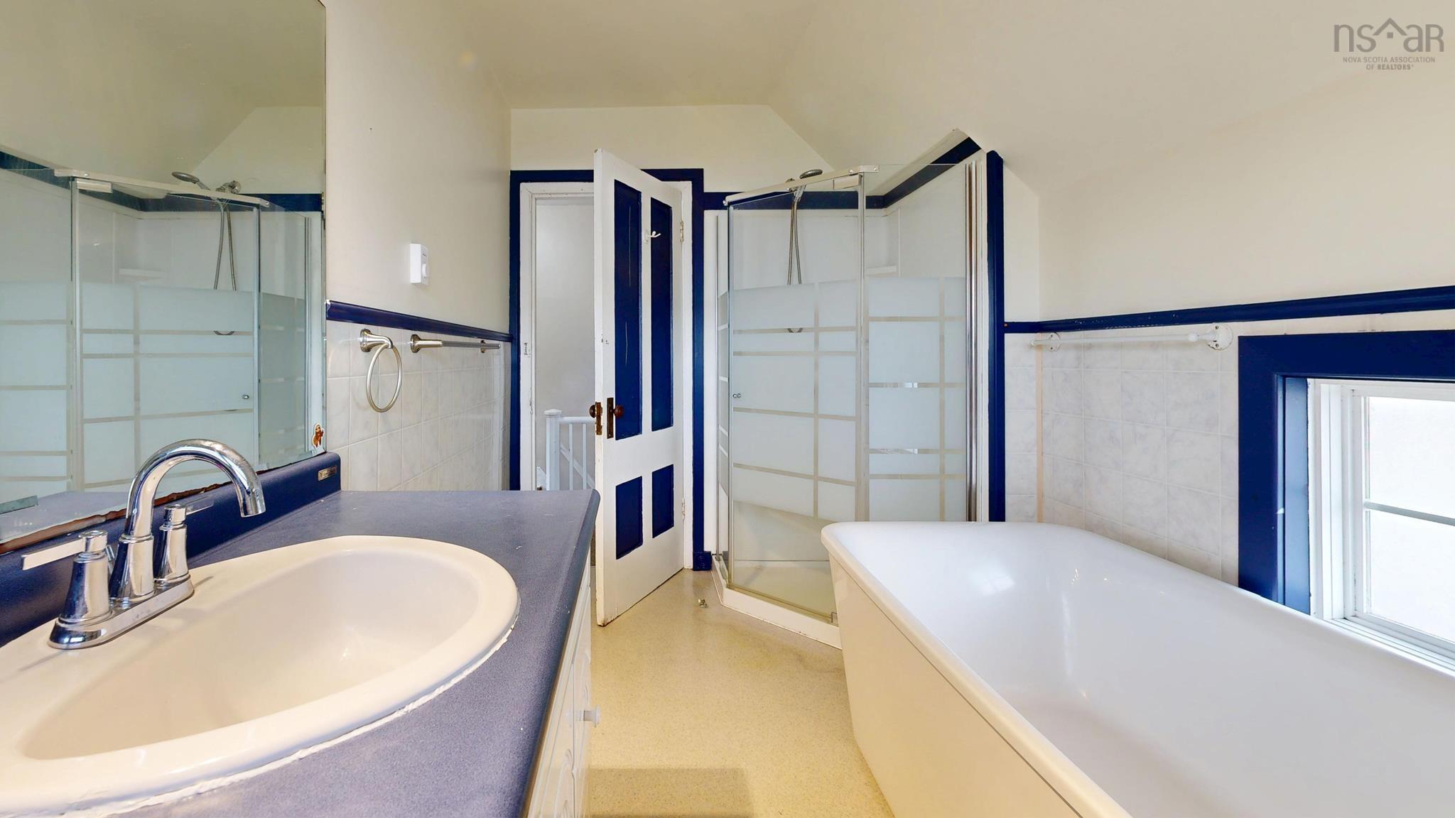 $299,000.00: 20 North Street, Lockeport