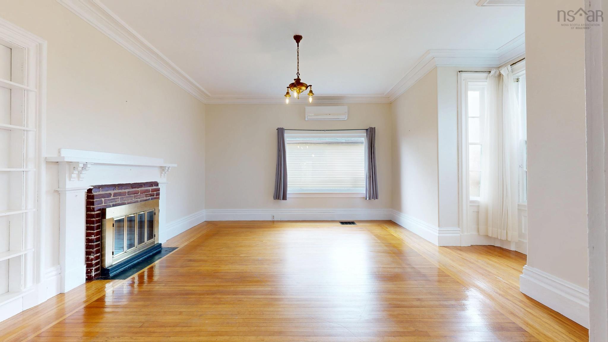 $299,000.00: 20 North Street, Lockeport