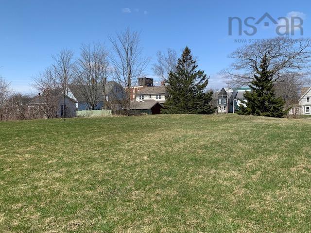 $250,000.00: 155 East Victoria Street, Amherst