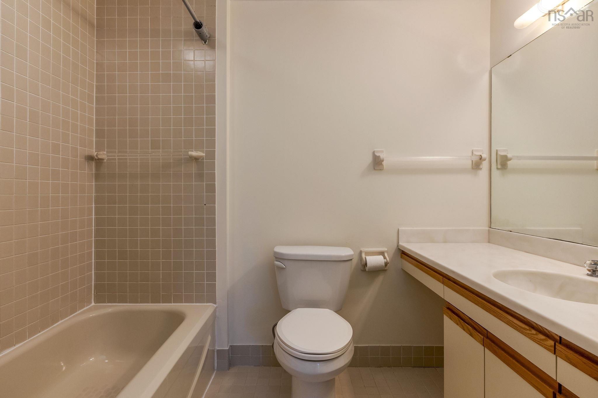 110 1350 Oxford Street, Halifax, NS (MLS 202529111)