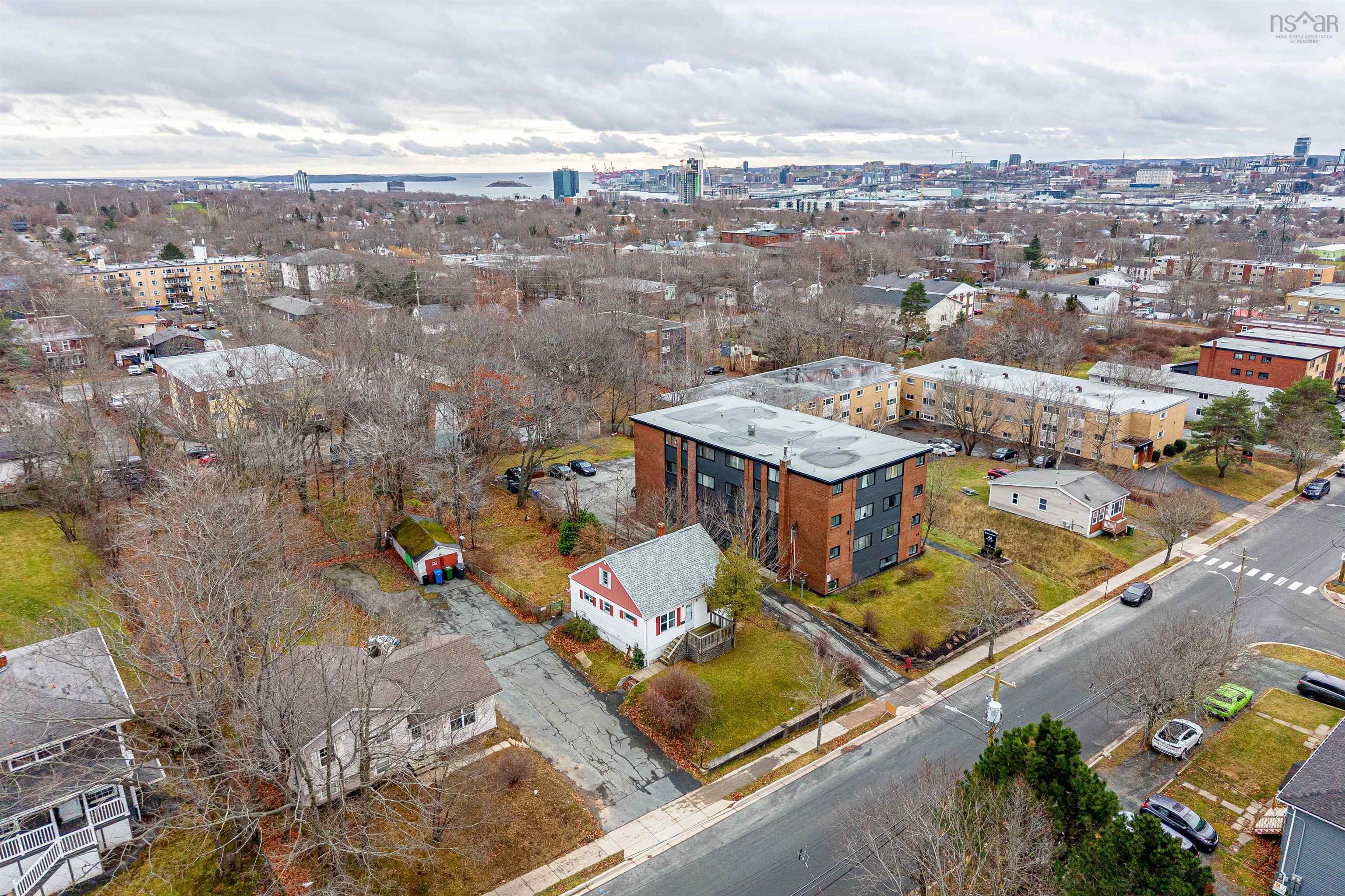 $999,800.00: 46 Primrose Street, Dartmouth