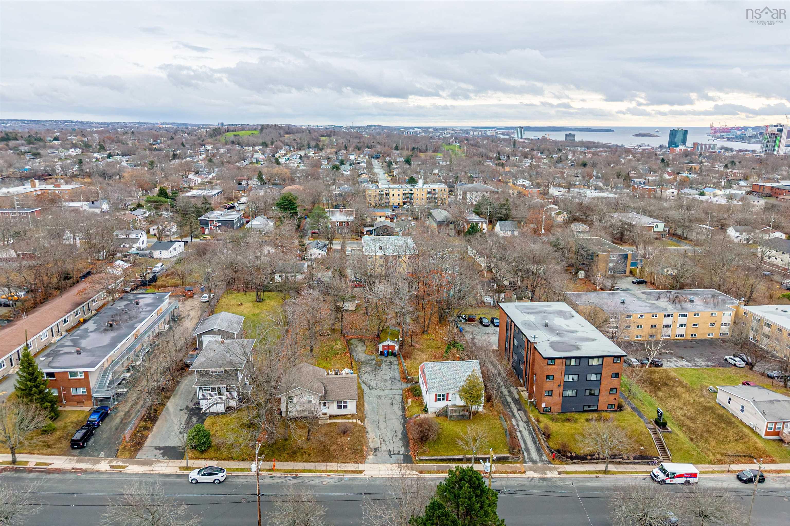 $999,800.00: 46 Primrose Street, Dartmouth