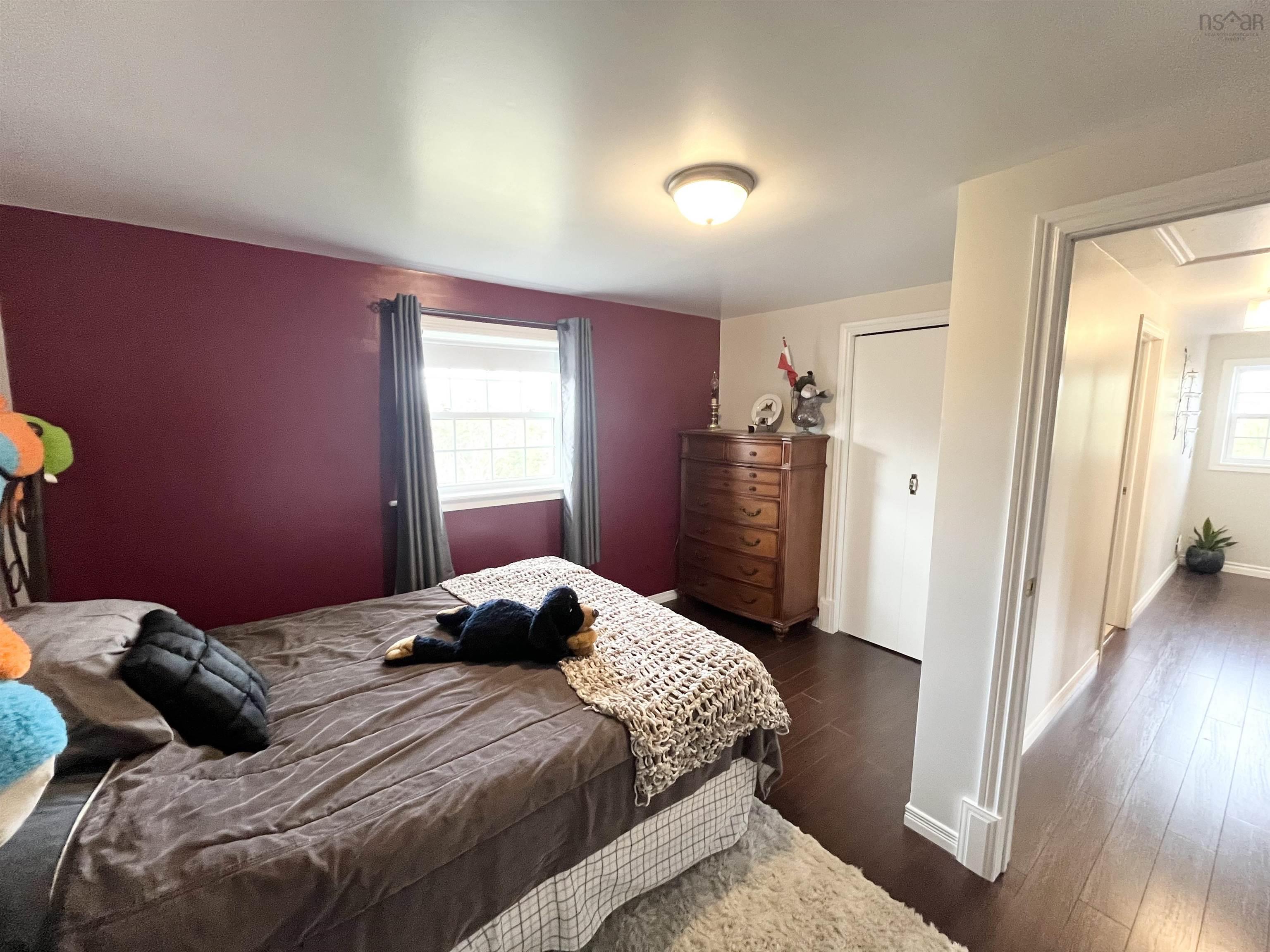 $385,000.00: 472 Centreville South Side Road, South Side