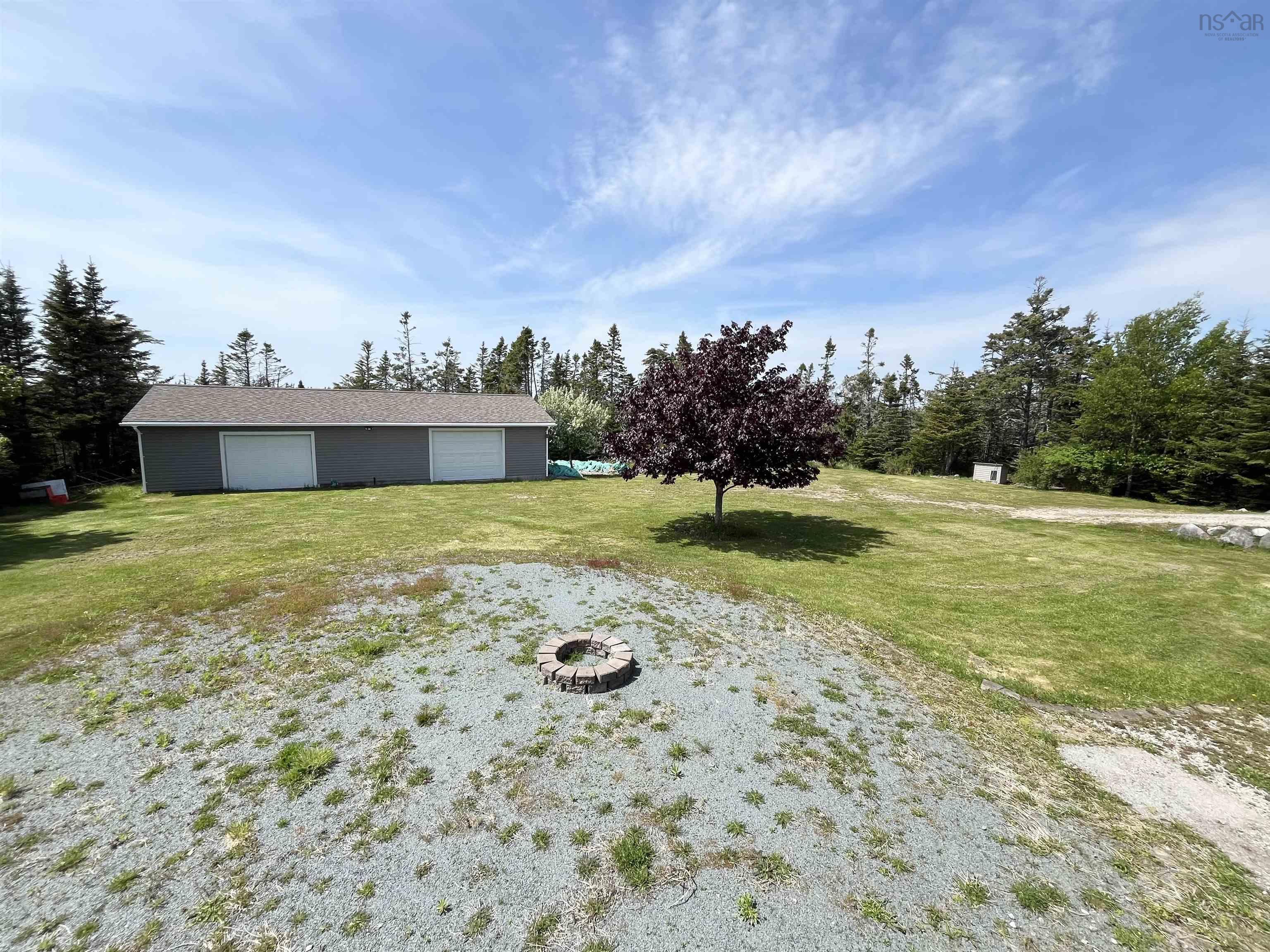 $385,000.00: 472 Centreville South Side Road, South Side
