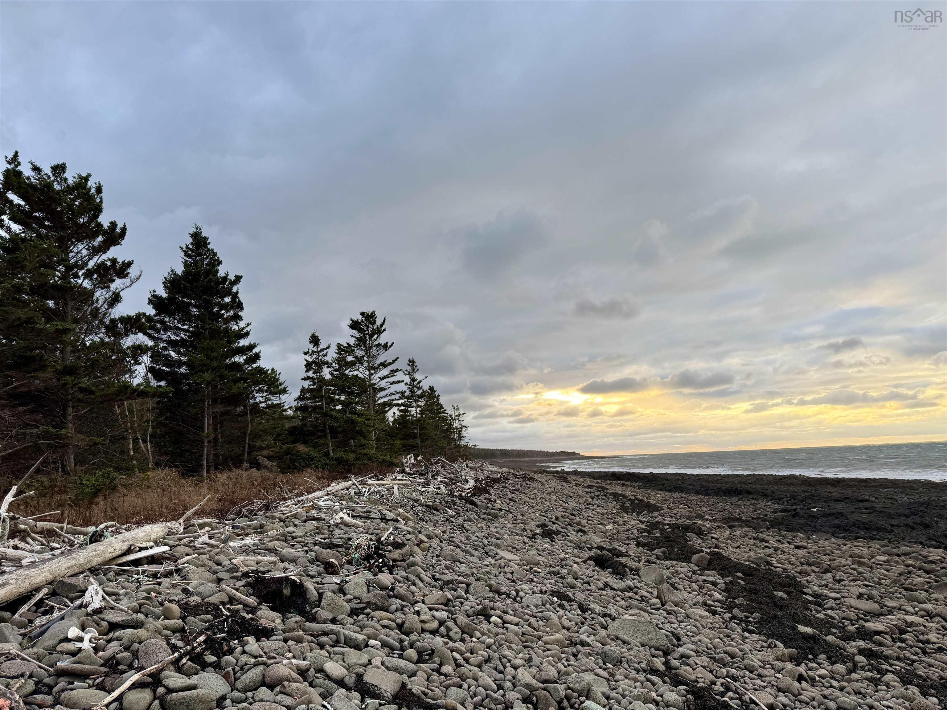 $54,900.00: Lot 5 Sunset Avenue, Phinneys Cove