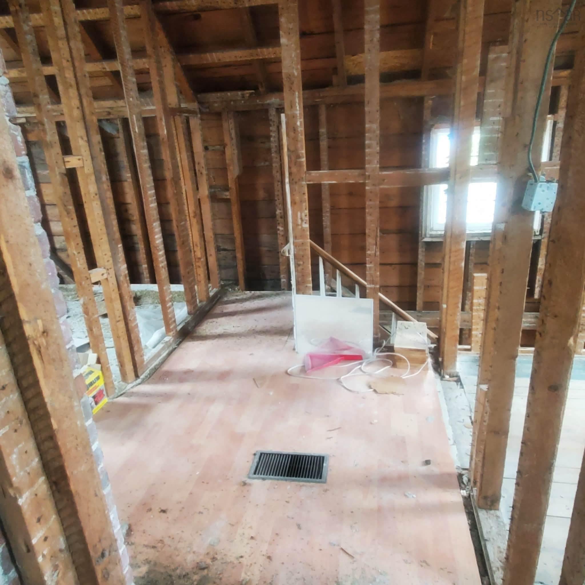 $99,999.00: 7 Centennial Street, Canso