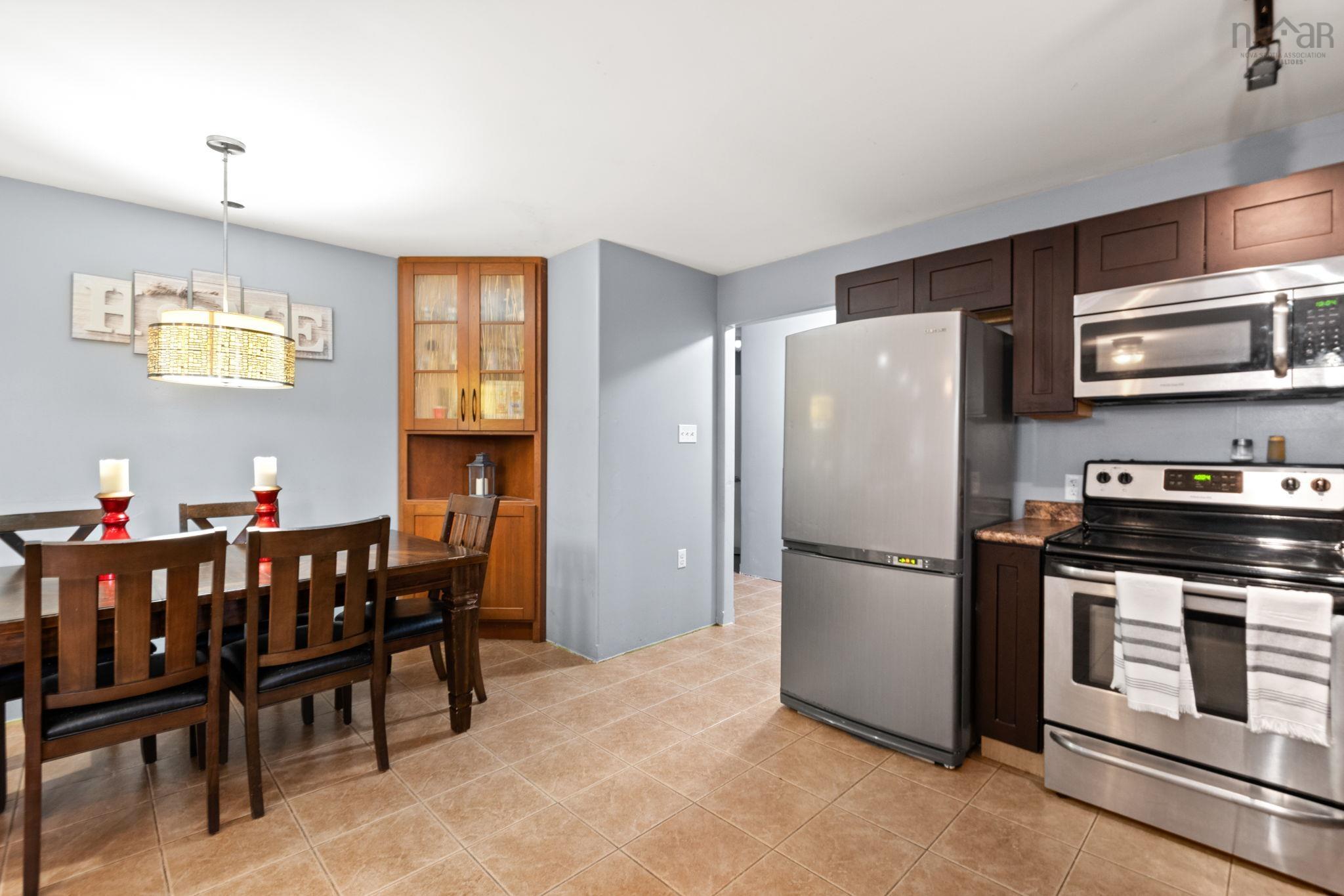 $529,900.00: 26 Willies Lane, Fox Point