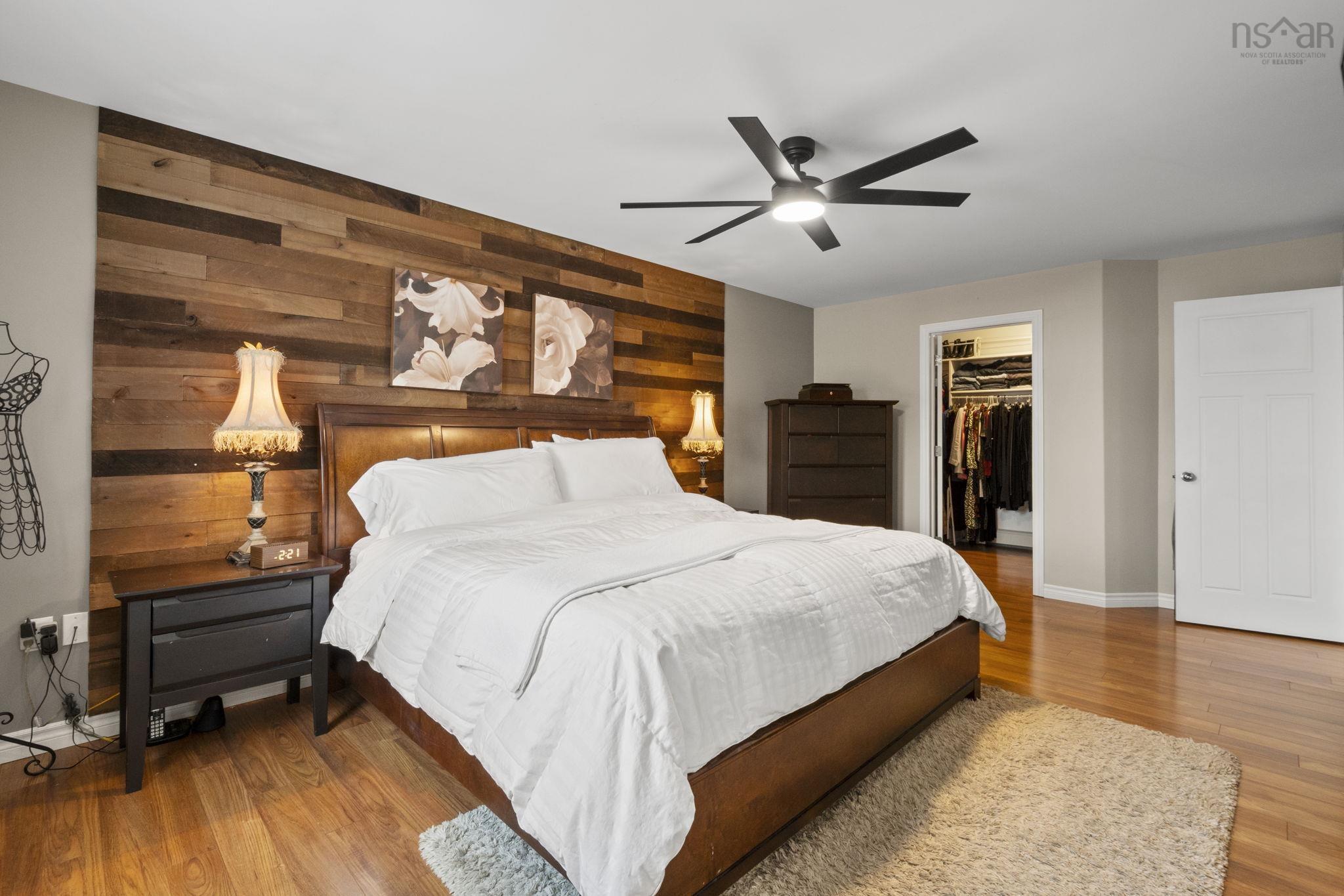 $779,000.00: 833 Basinview Drive, Bedford