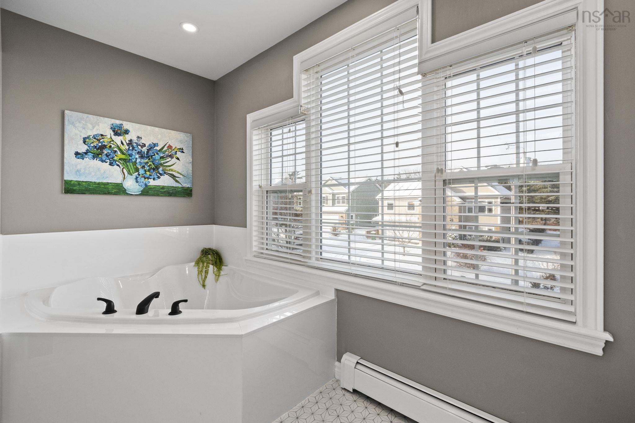 $779,000.00: 833 Basinview Drive, Bedford