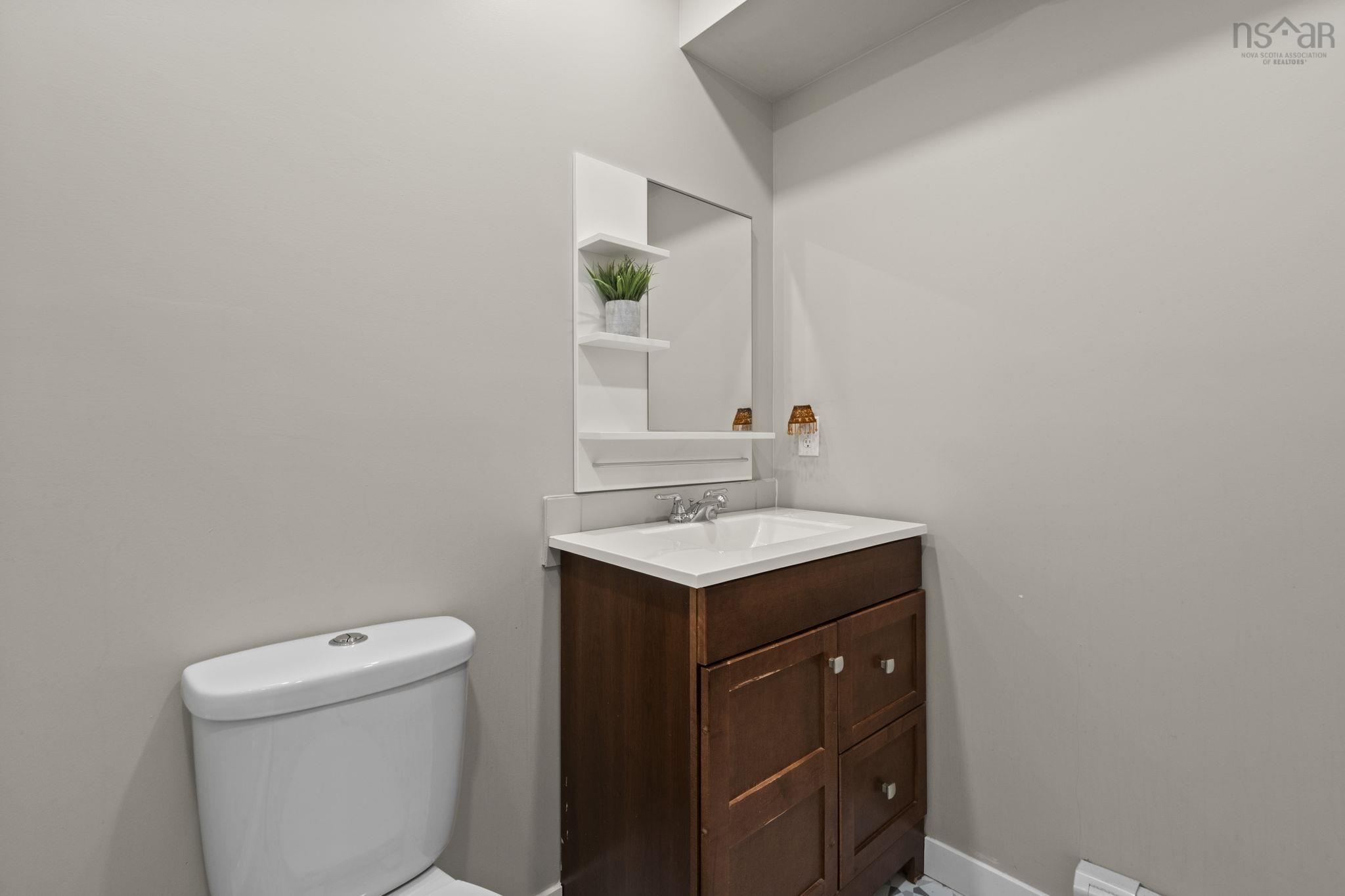 $779,000.00: 833 Basinview Drive, Bedford