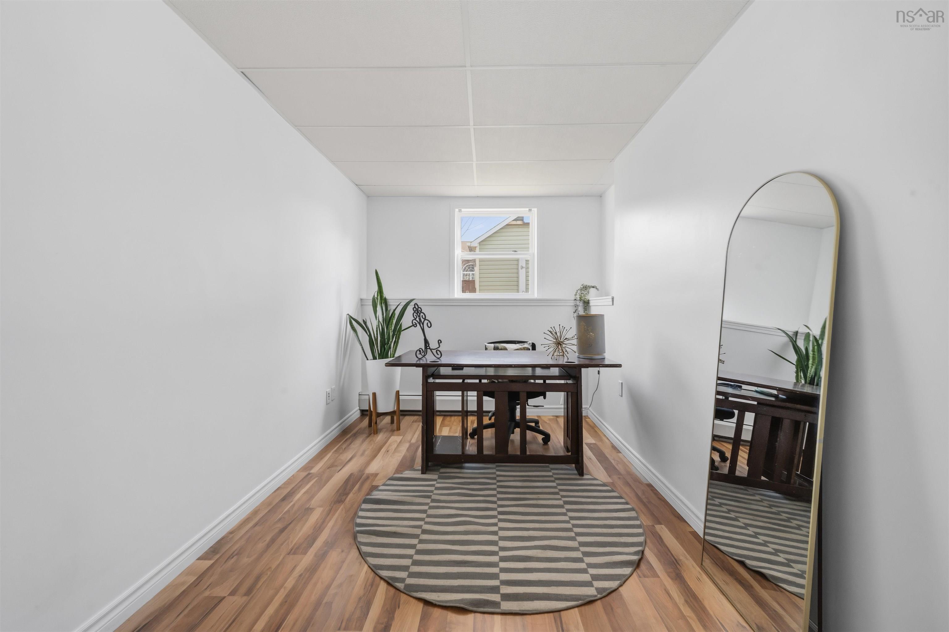 $779,000.00: 833 Basinview Drive, Bedford