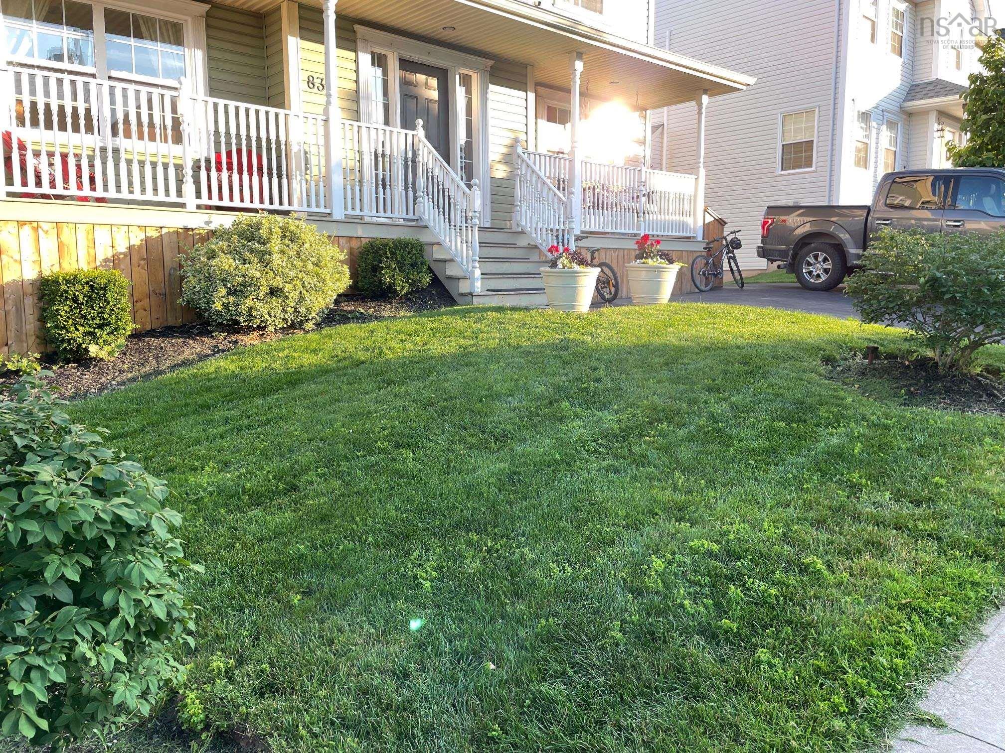 $779,000.00: 833 Basinview Drive, Bedford