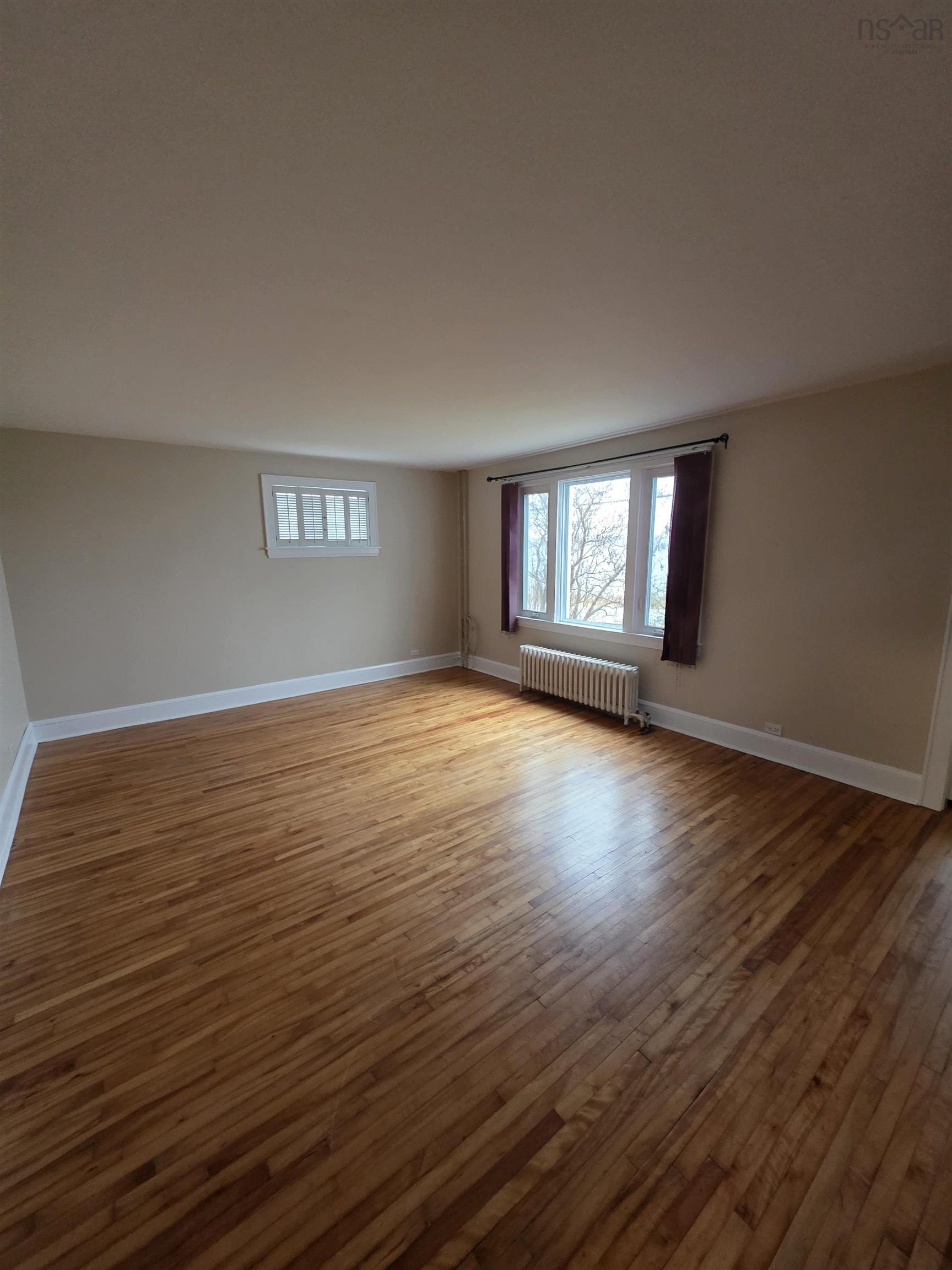 $299,900.00: 2345 Highway 239 Highway, Point Edward