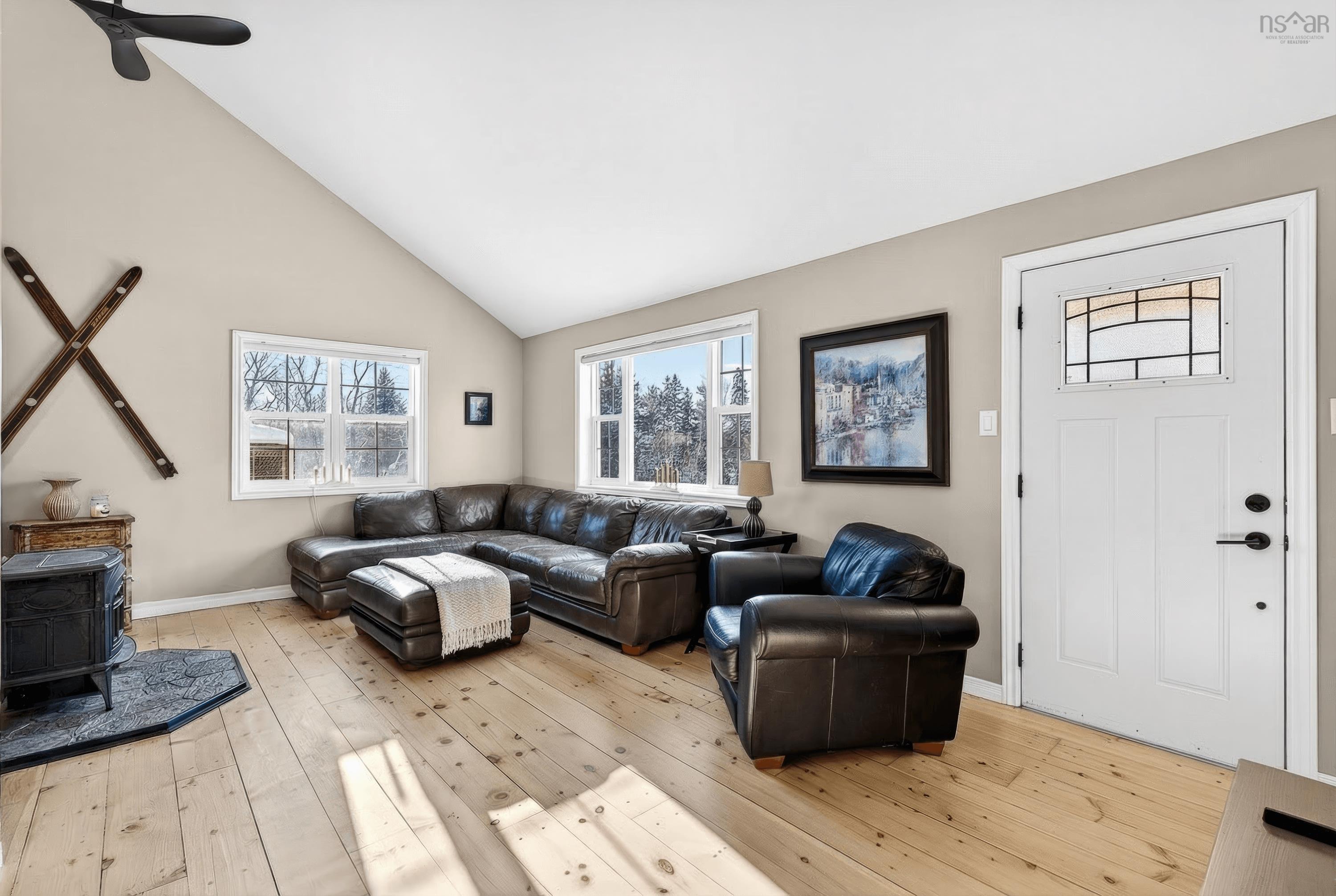 $584,999.00: 168 Highway 307, Wentworth