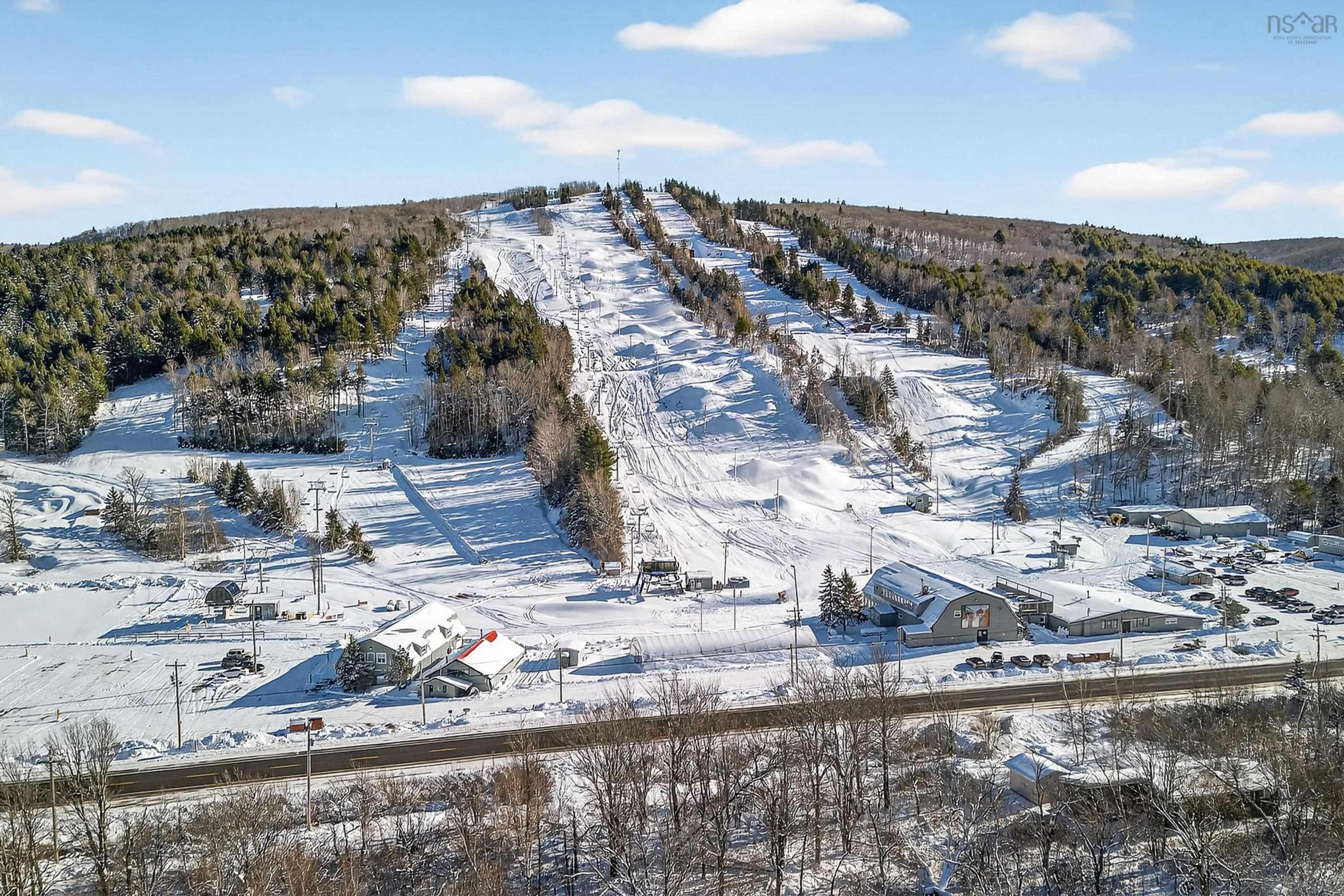 $584,999.00: 168 Highway 307, Wentworth