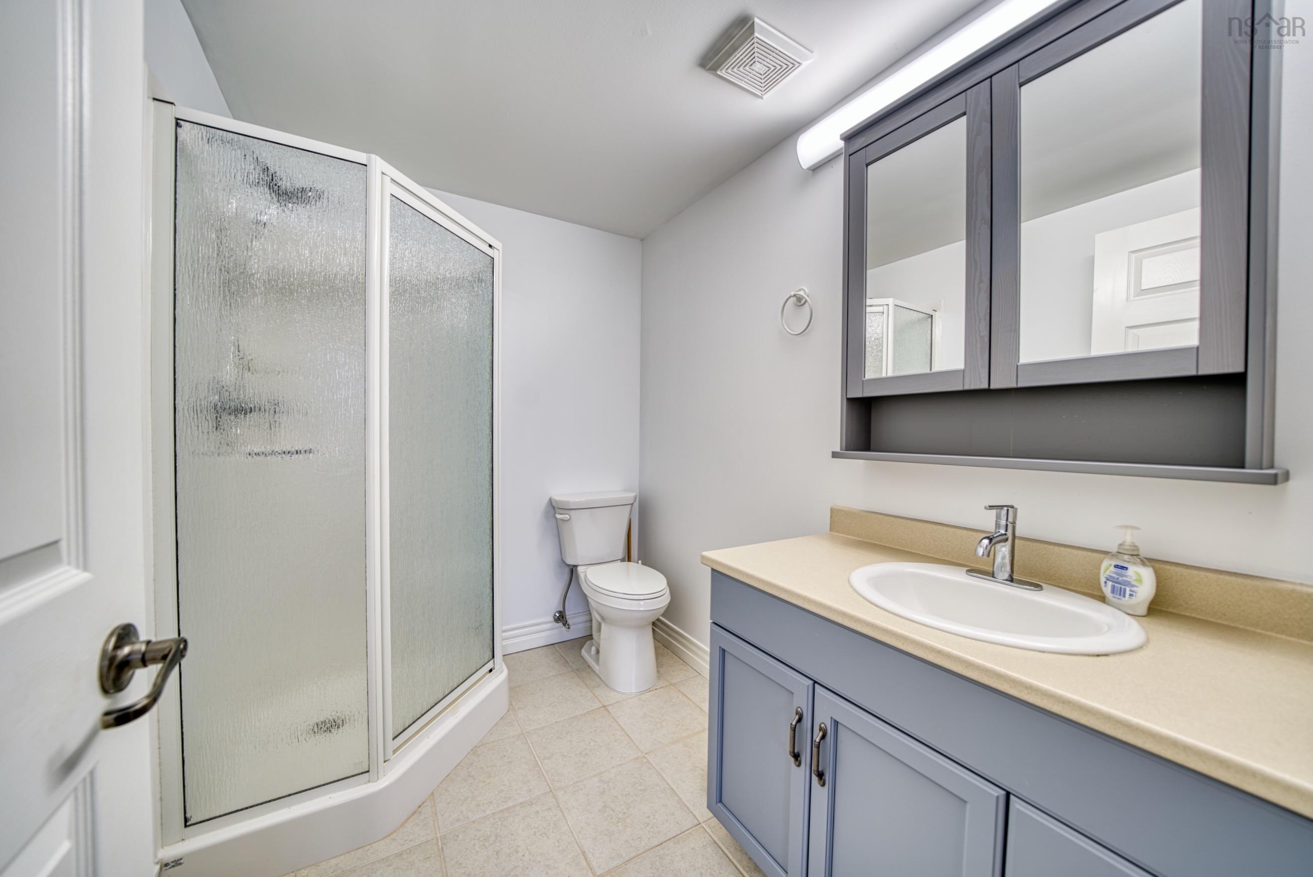 $469,000.00: 304 476 Main Street, Mahone Bay