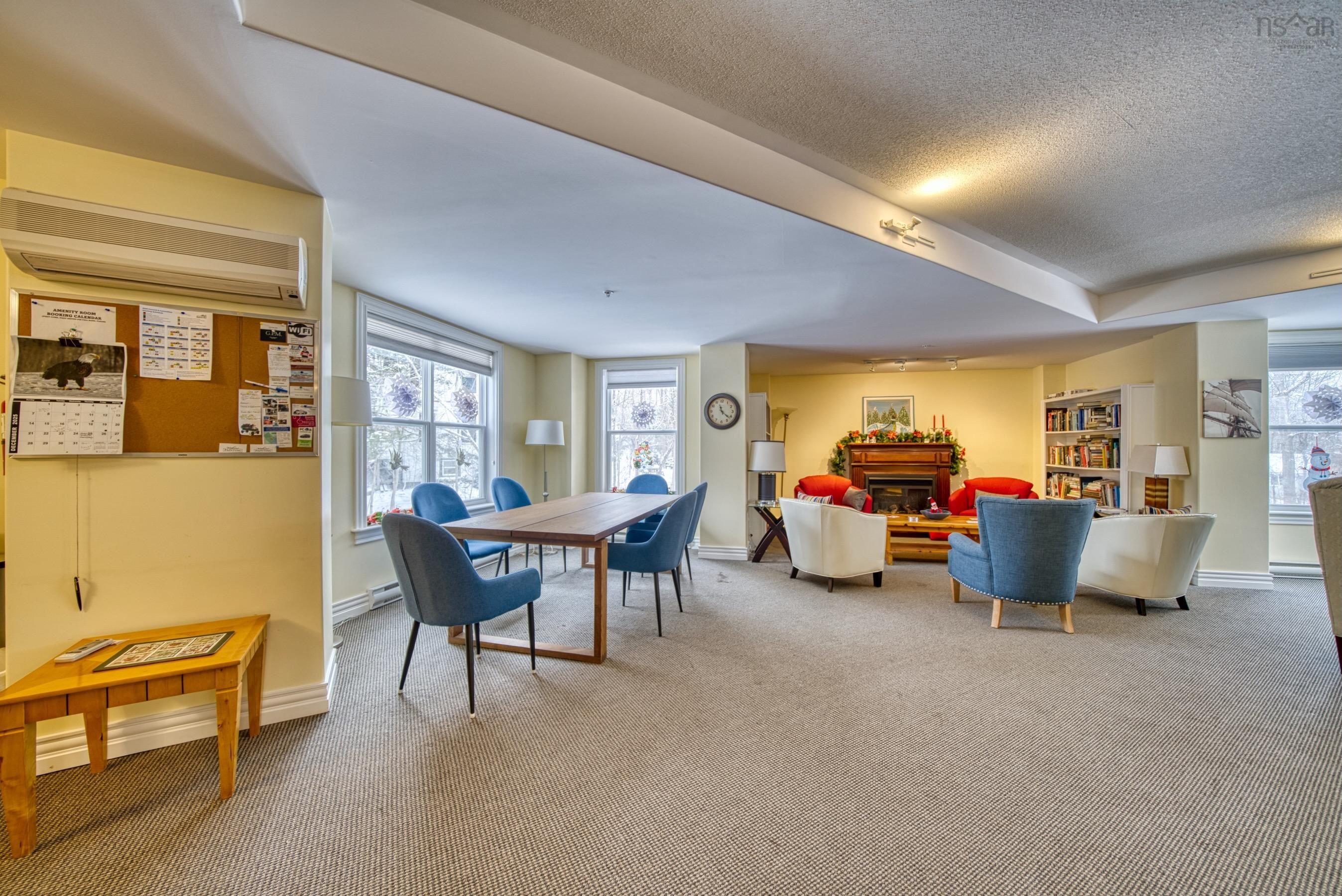 $439,000.00: 304 476 Main Street, Mahone Bay