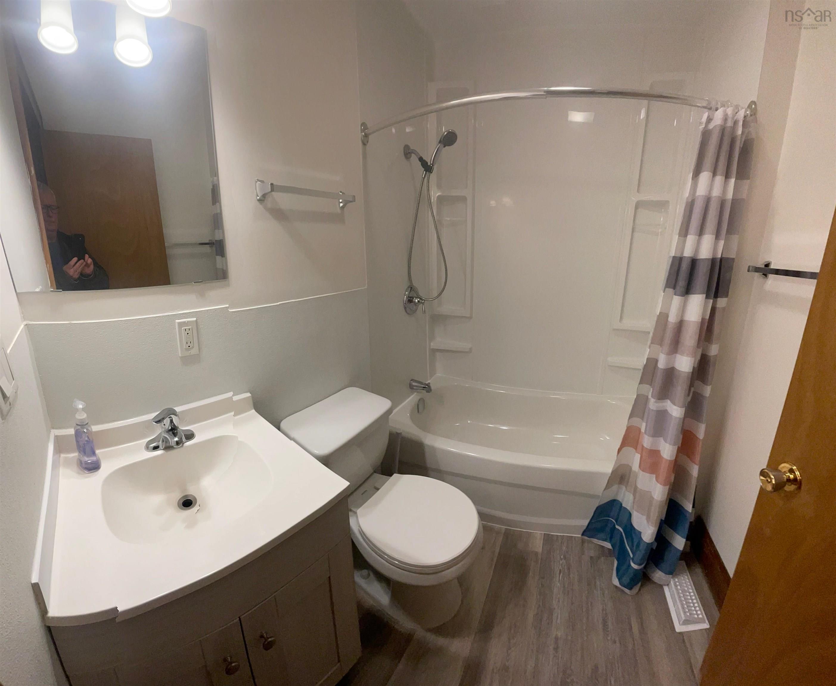 $295,000.00: 17 Howie Drive, Sydney River