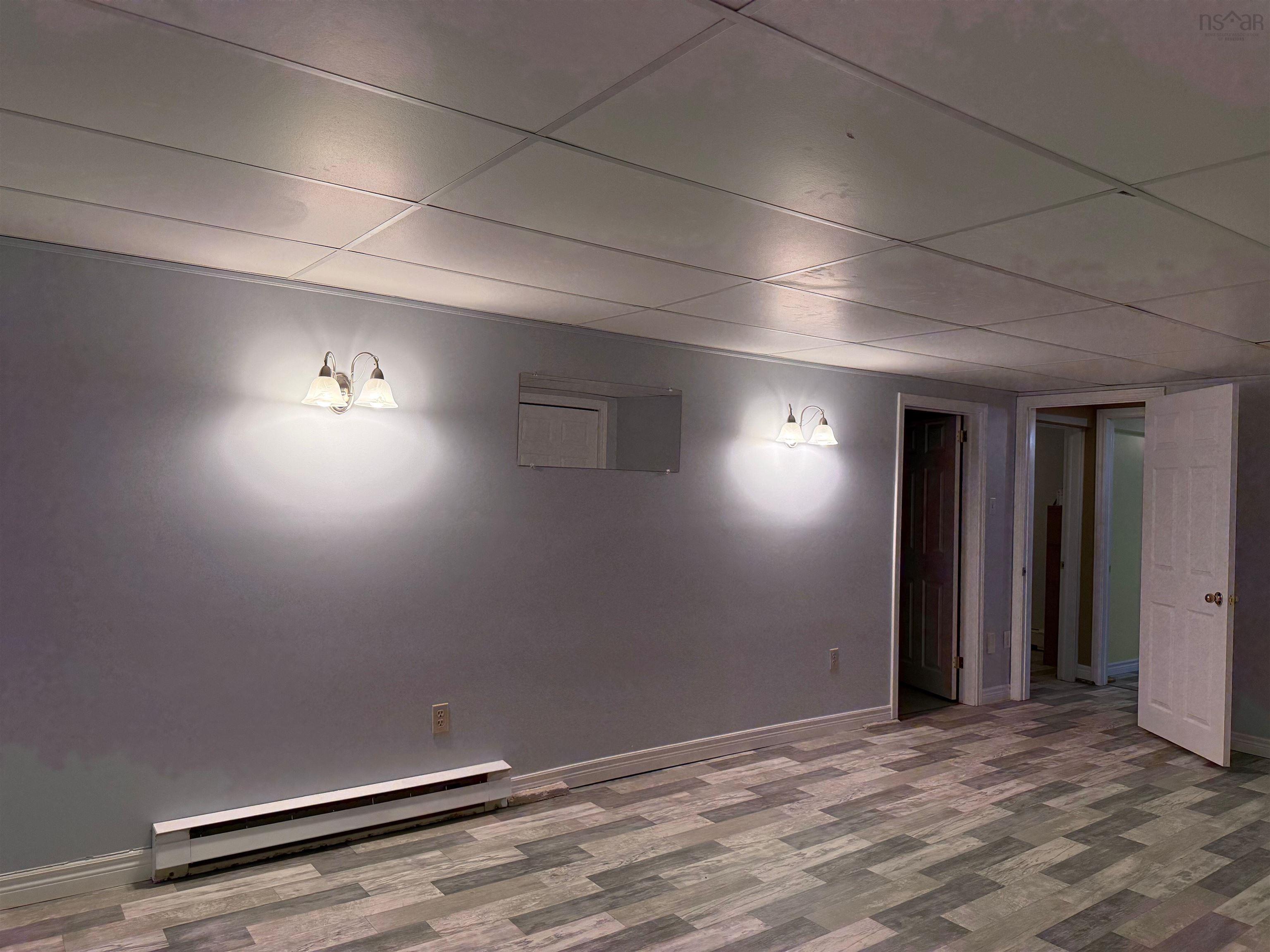 $529,900.00: 5469 Little Harbour Road, Little Harbour