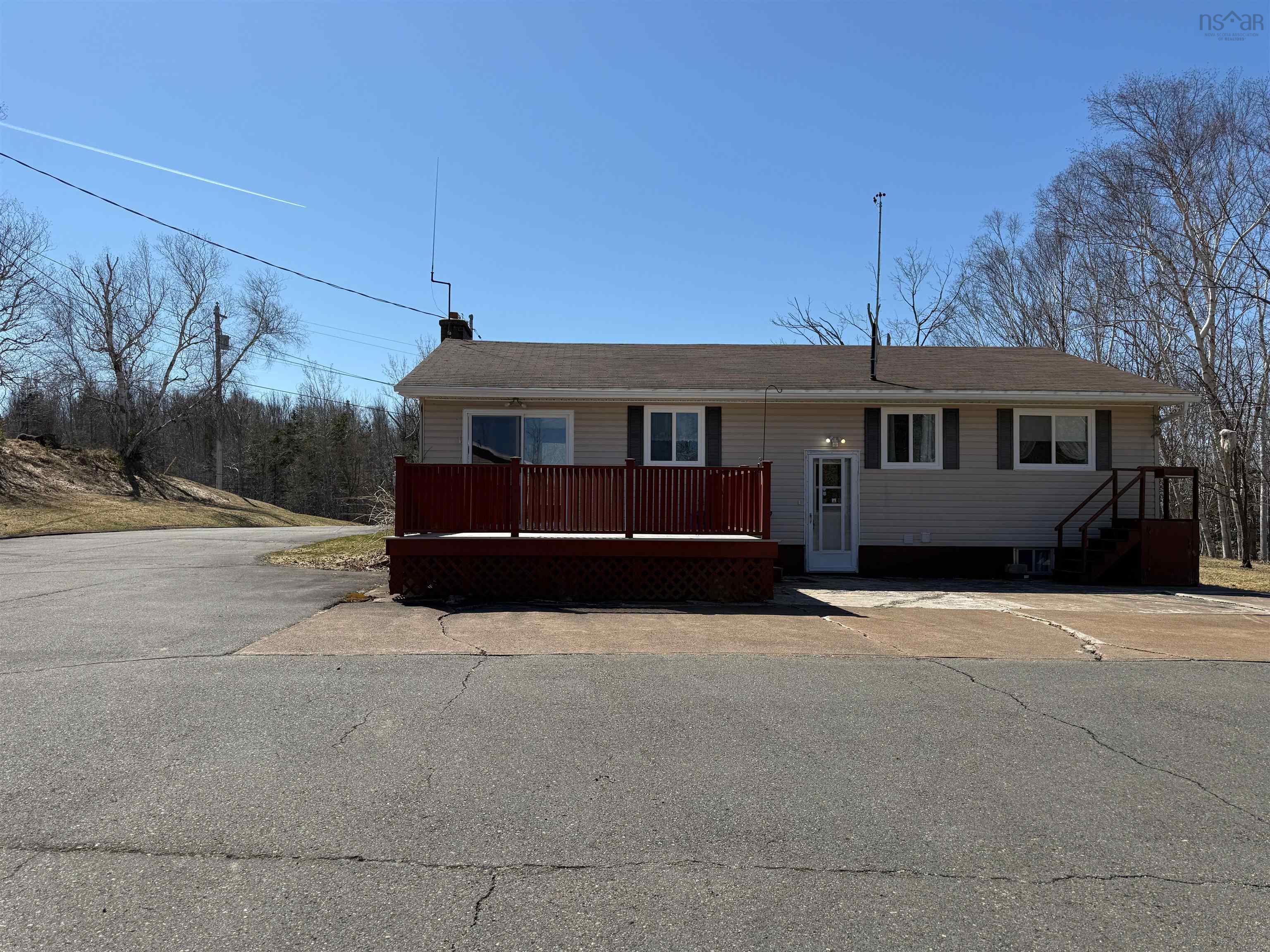 $499,900.00: 5469 Little Harbour Road, Little Harbour