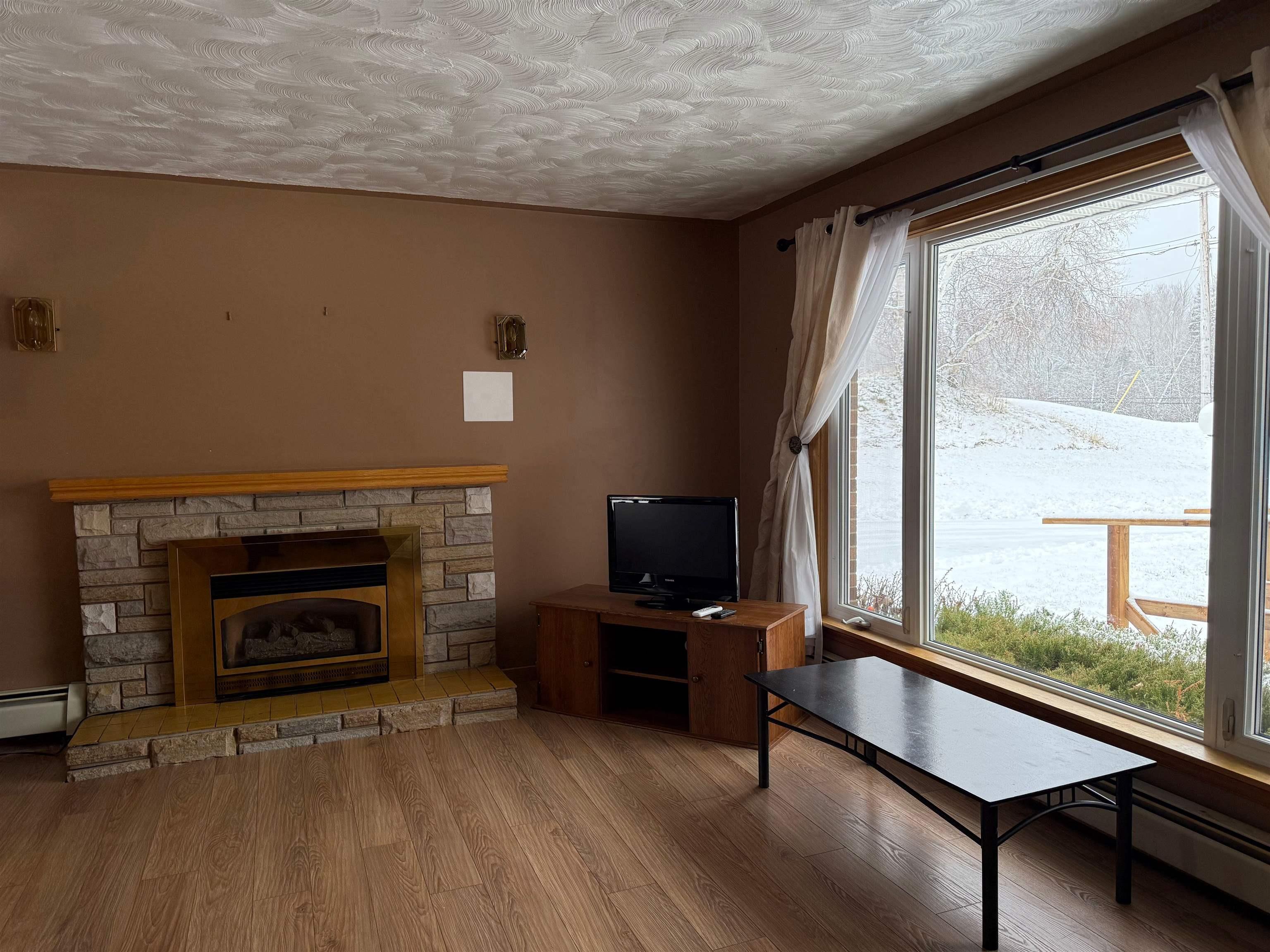 $529,900.00: 5469 Little Harbour Road, Little Harbour