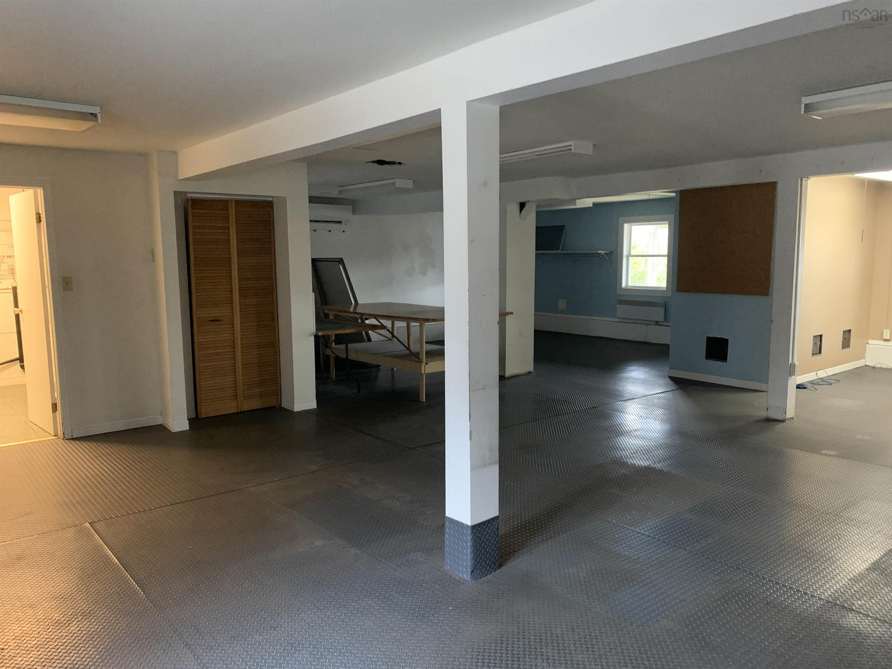 1105 Bedford Highway, Bedford, NS (MLS 202529484)