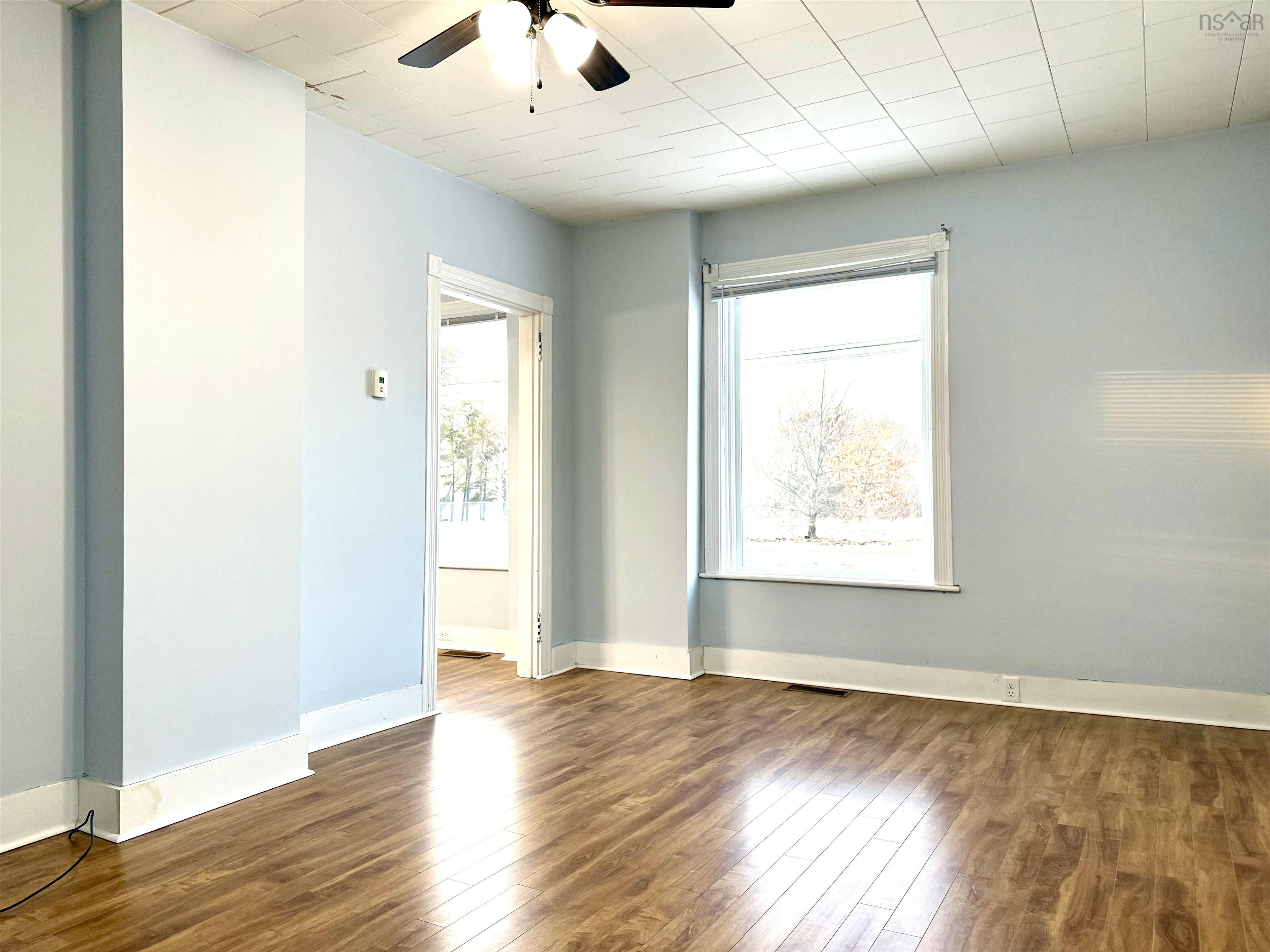 $247,500.00: 149 East Pleasant Street, Amherst