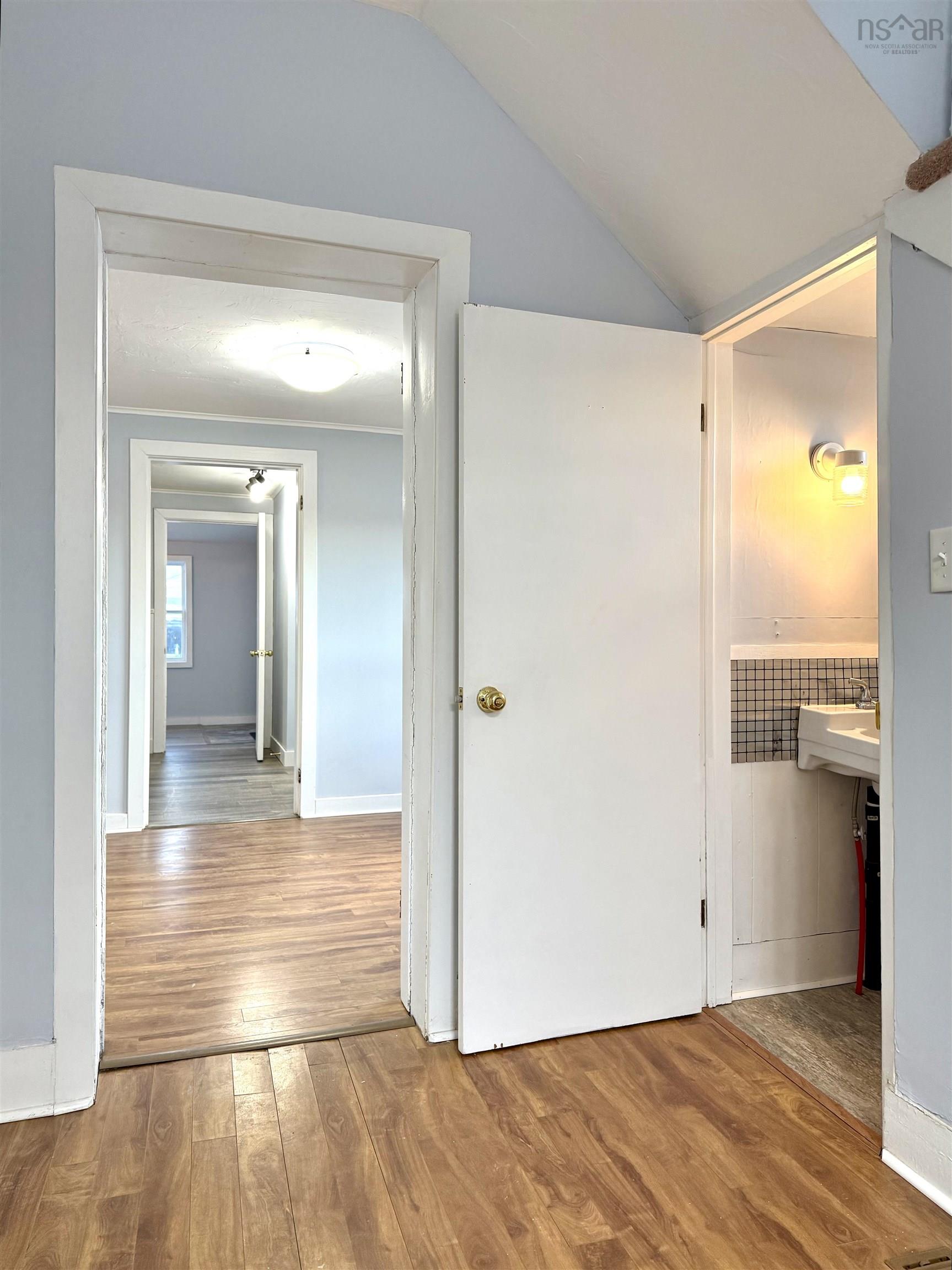 $247,500.00: 149 East Pleasant Street, Amherst