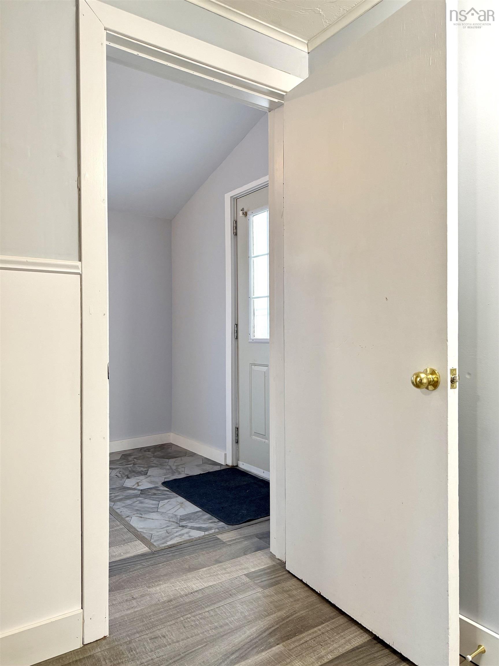 $247,500.00: 149 East Pleasant Street, Amherst