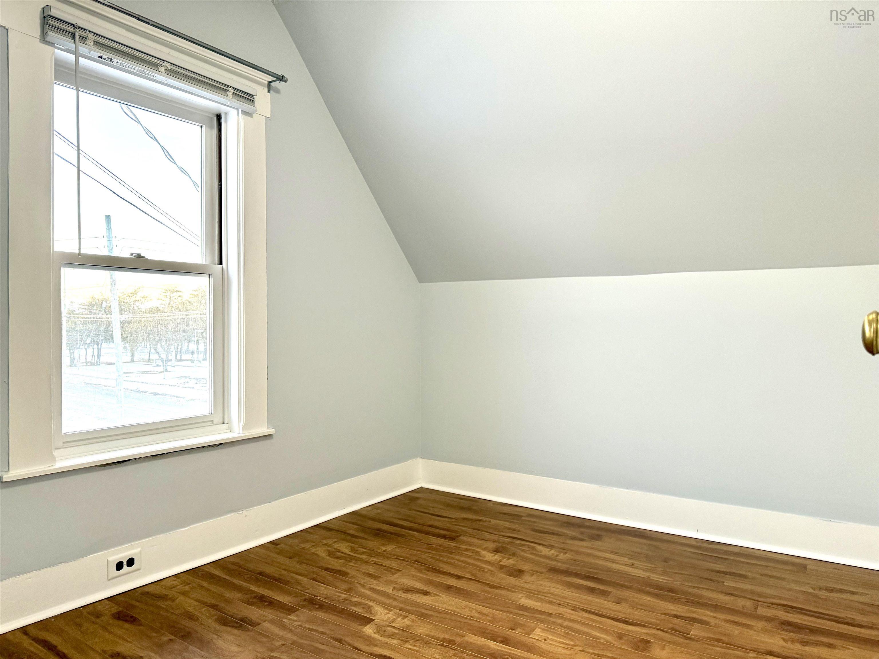 $247,500.00: 149 East Pleasant Street, Amherst