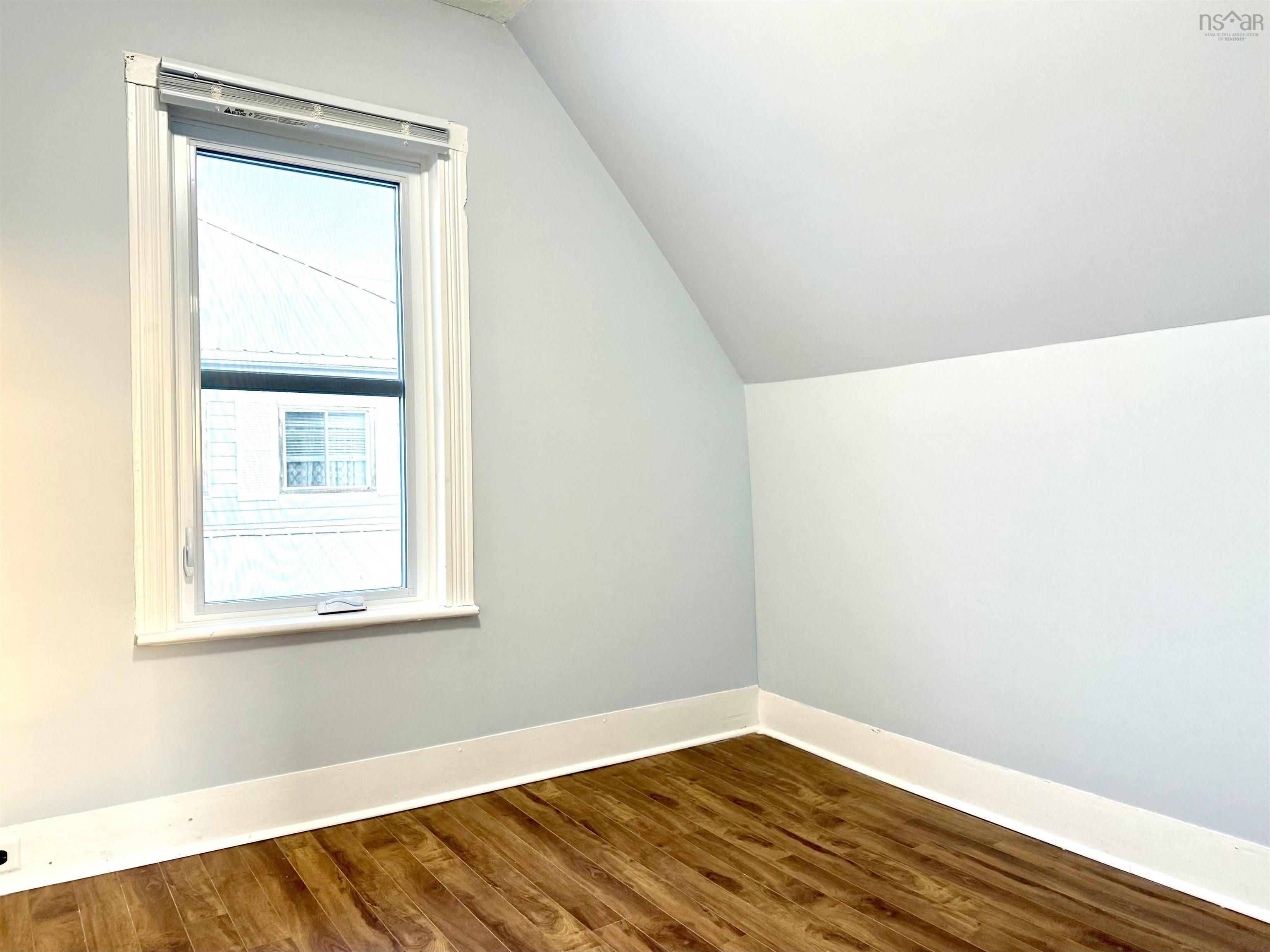 $247,500.00: 149 East Pleasant Street, Amherst