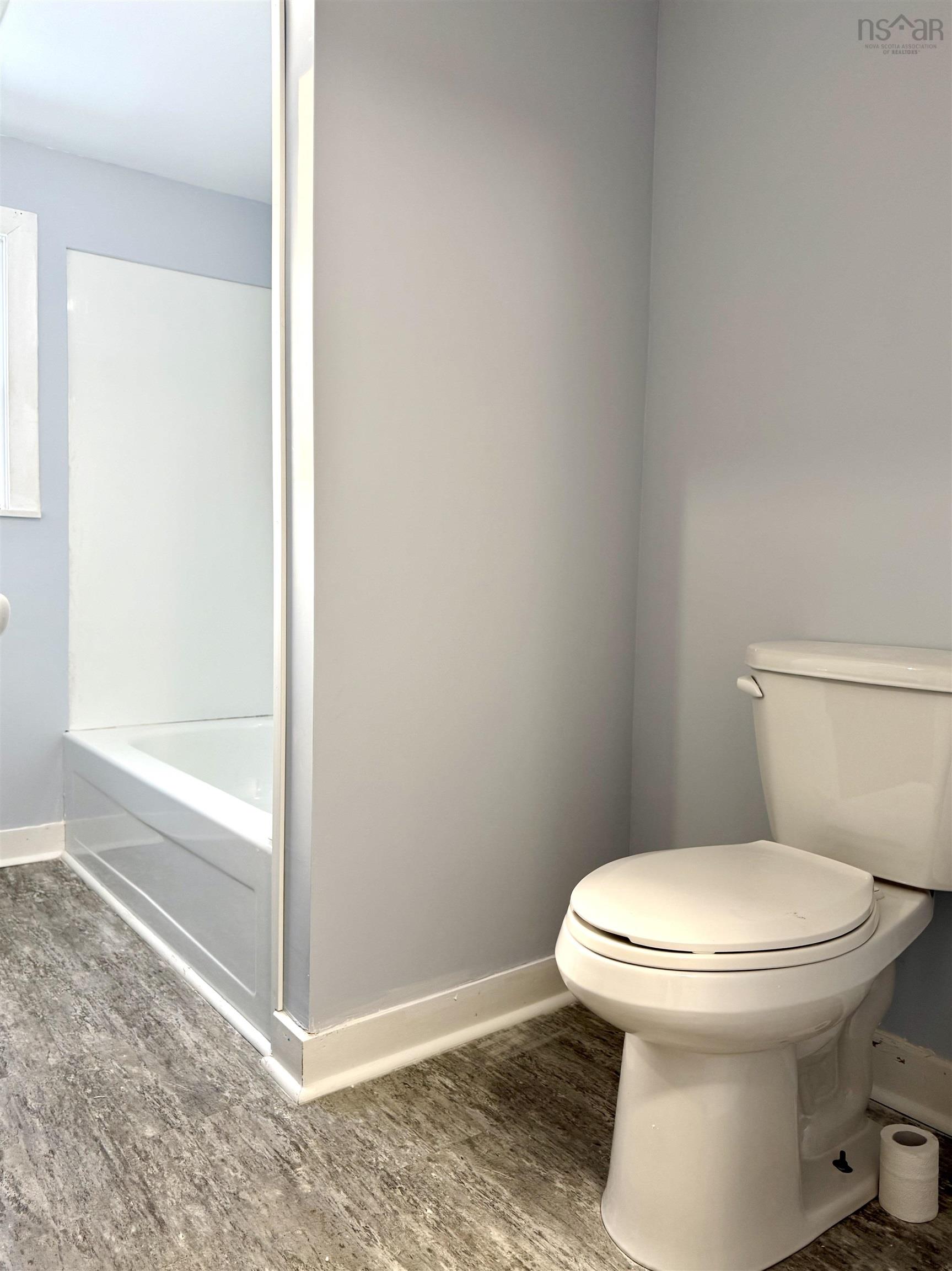 $247,500.00: 149 East Pleasant Street, Amherst