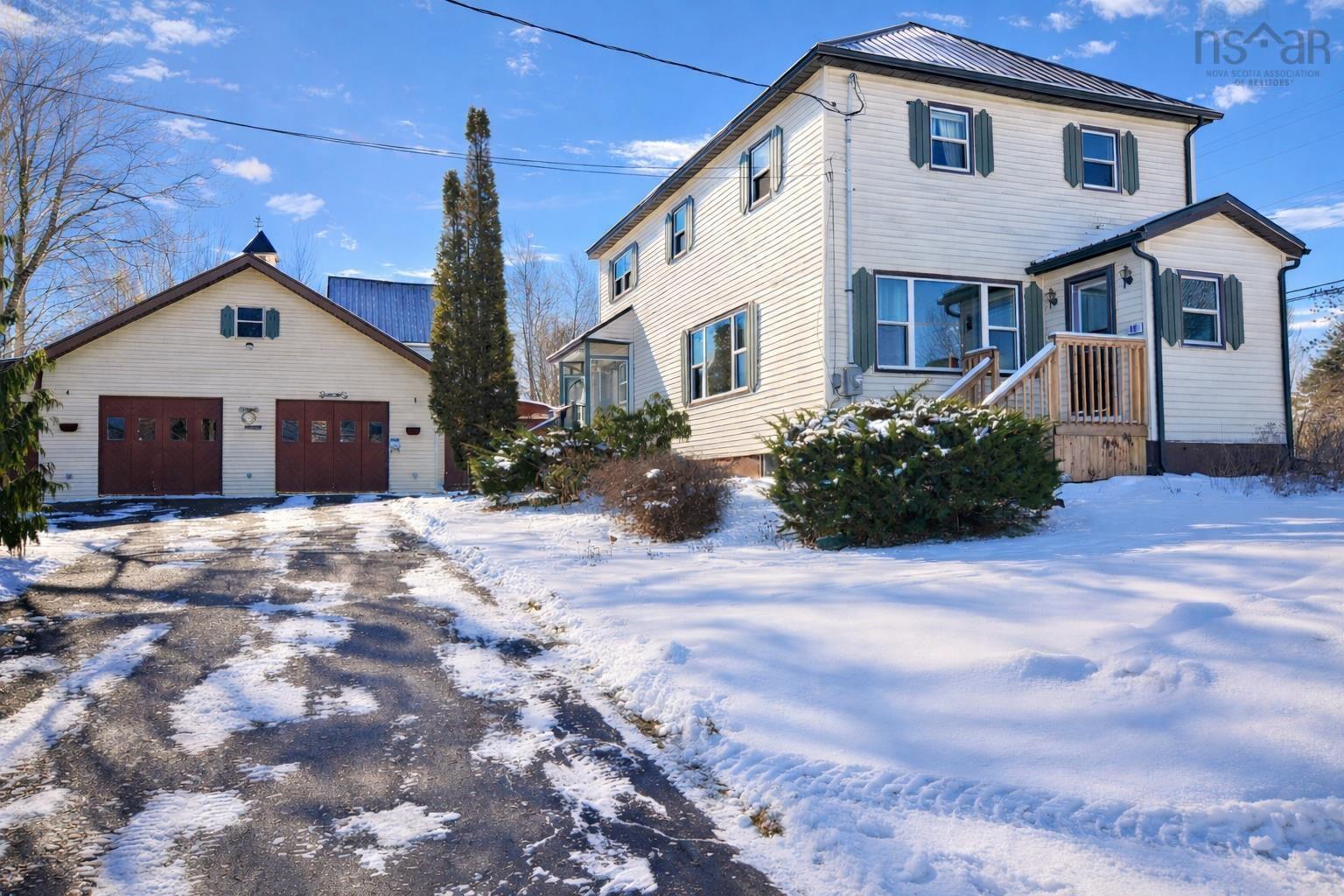 46 Cornwall Street, Amherst, NS (MLS® 202529517)