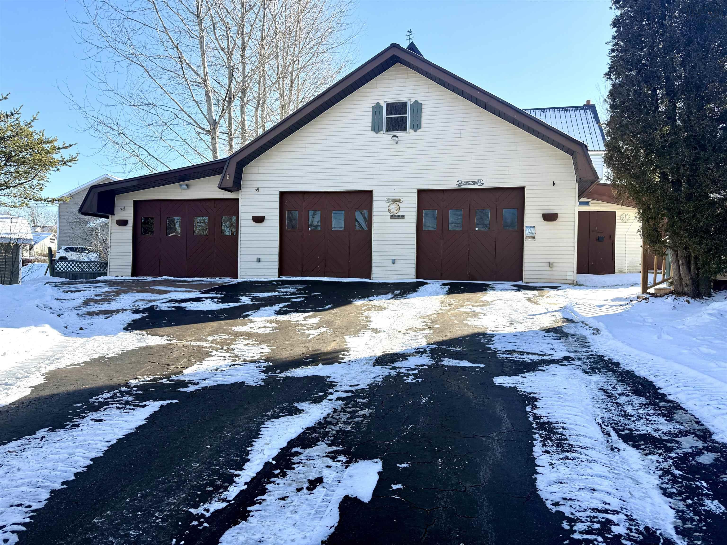 $319,000.00: 46 Cornwall Street, Amherst