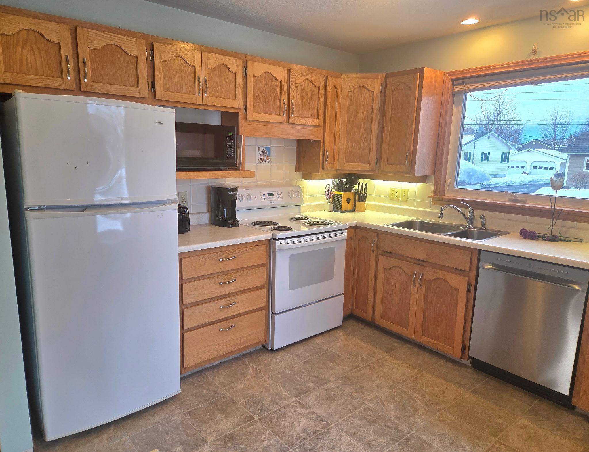 $409,900.00: 3 Fletcher Drive, Amherst