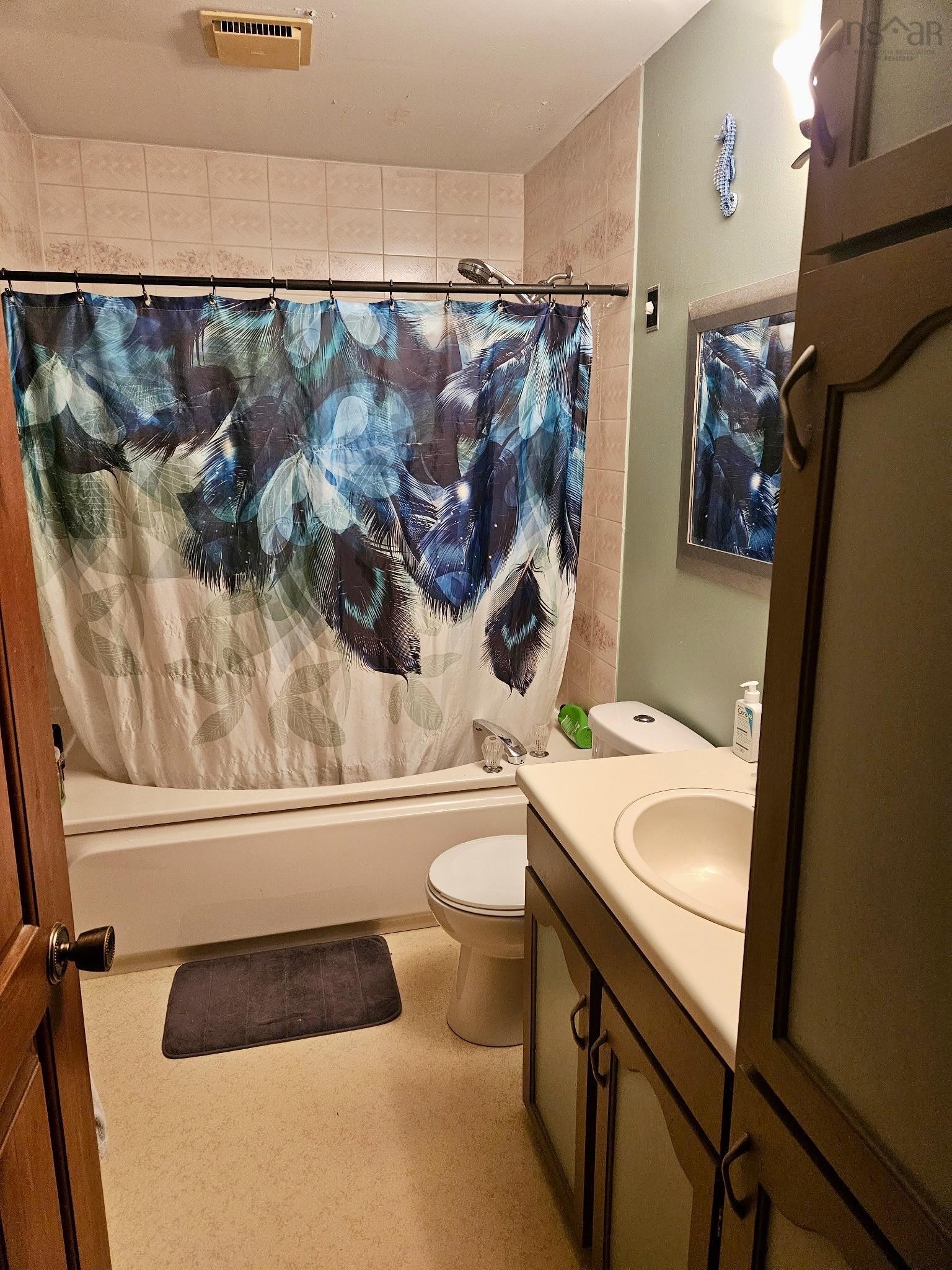 $409,900.00: 3 Fletcher Drive, Amherst