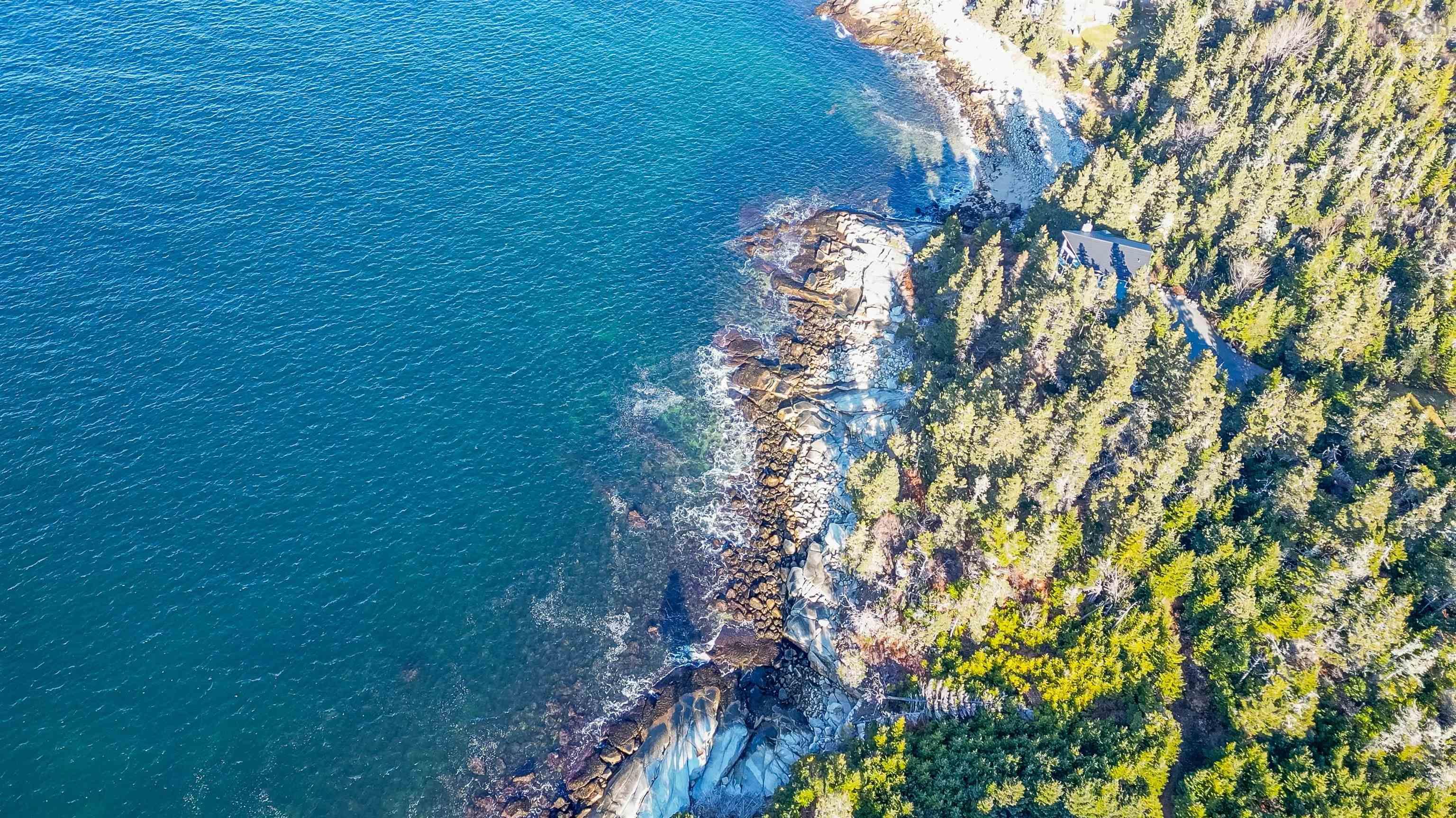 254 Shad Point Parkway, Blind Bay, NS (MLS 202600002)
