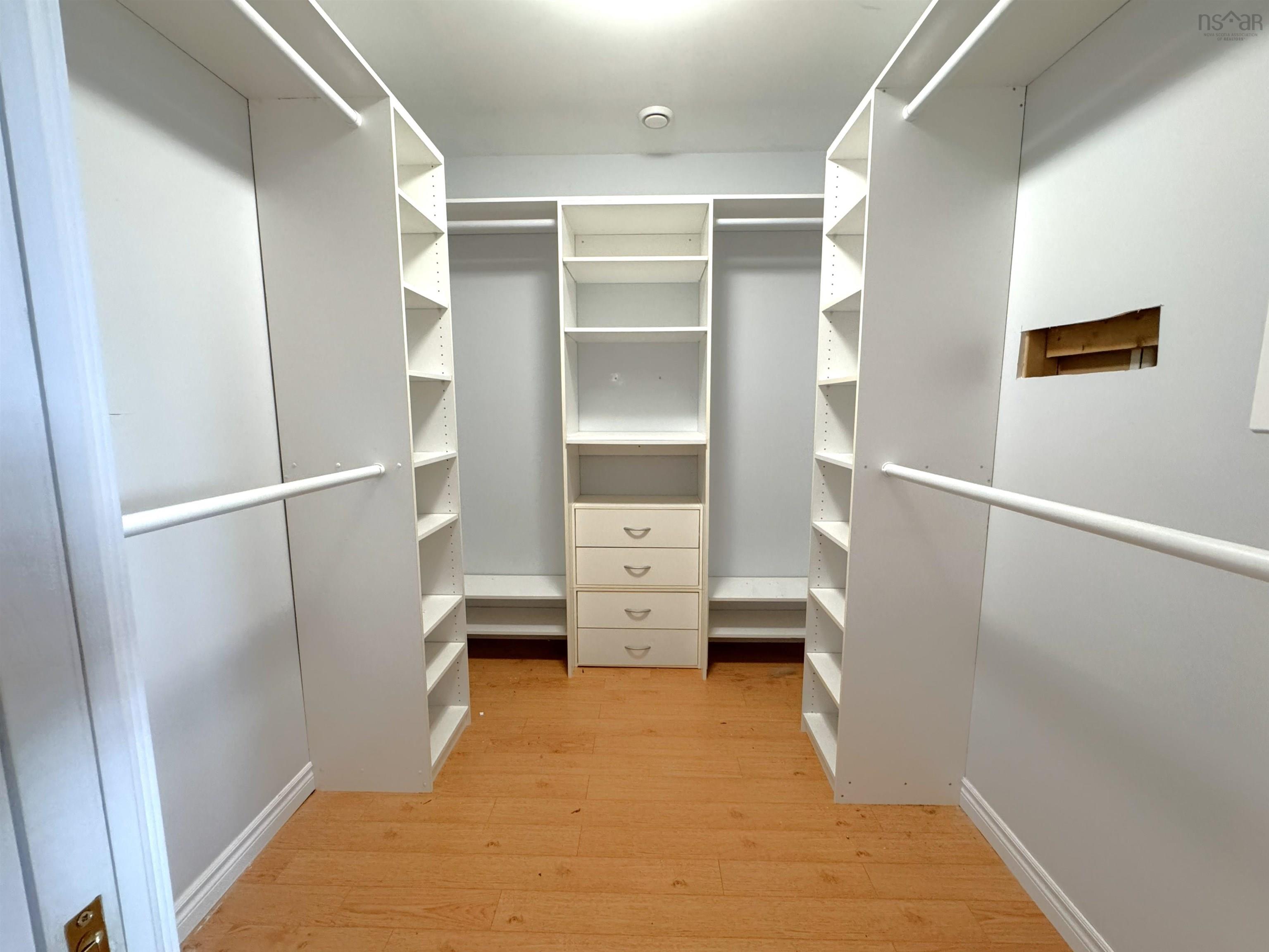 $625,000.00: 1491 MacLellan