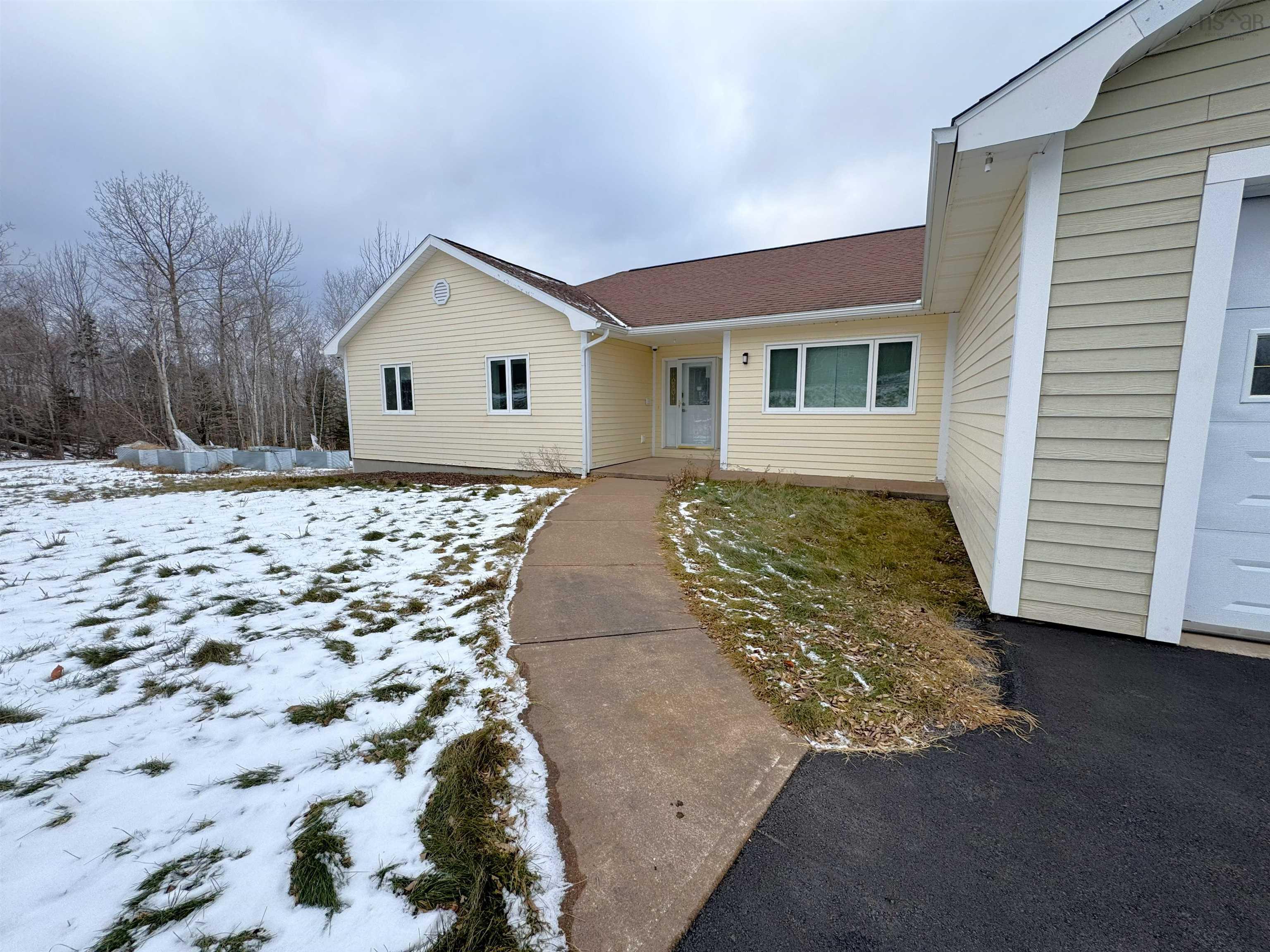 $625,000.00: 1491 MacLellan