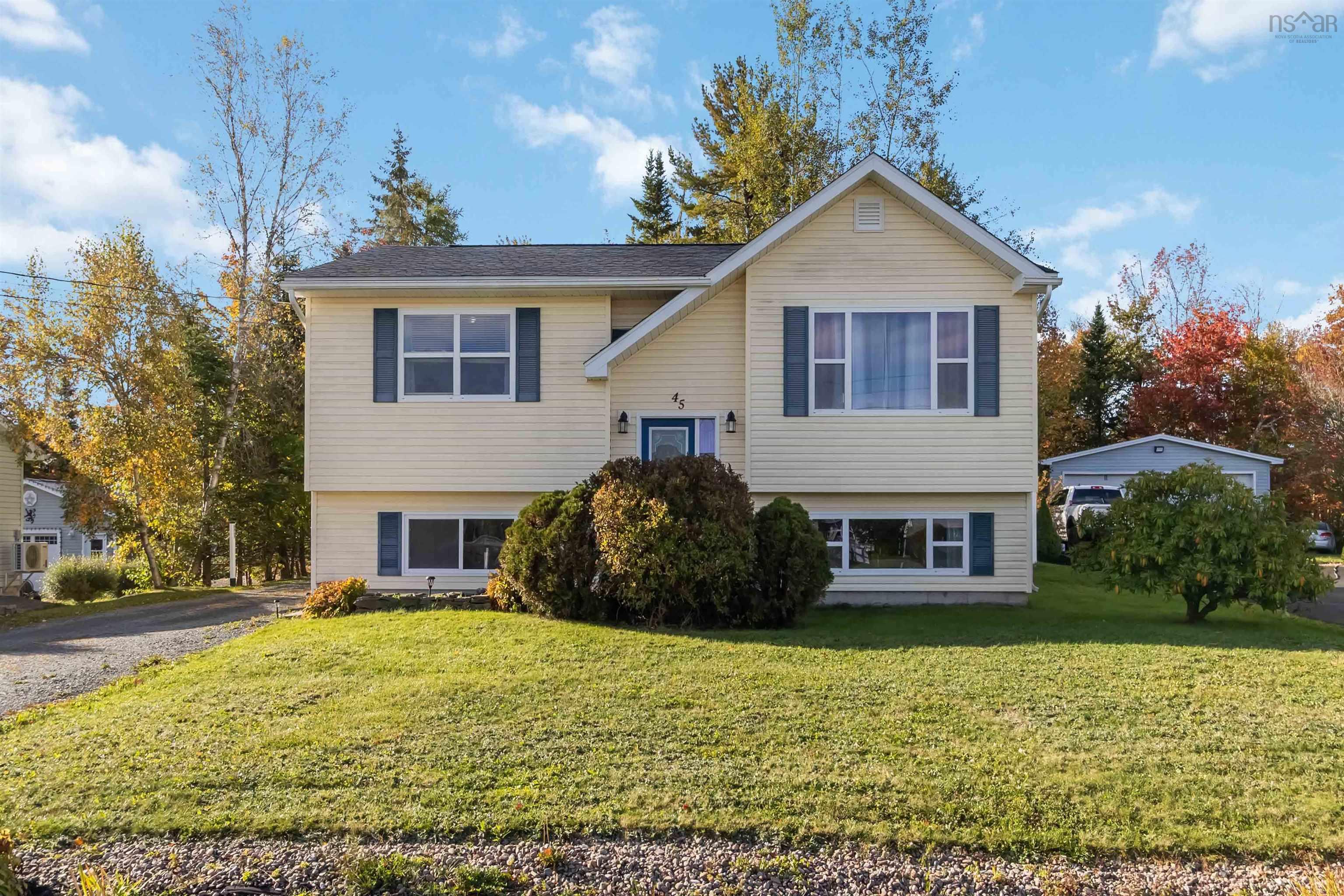 45 Grove Avenue, Beaver Bank, NS (MLS 202600057)