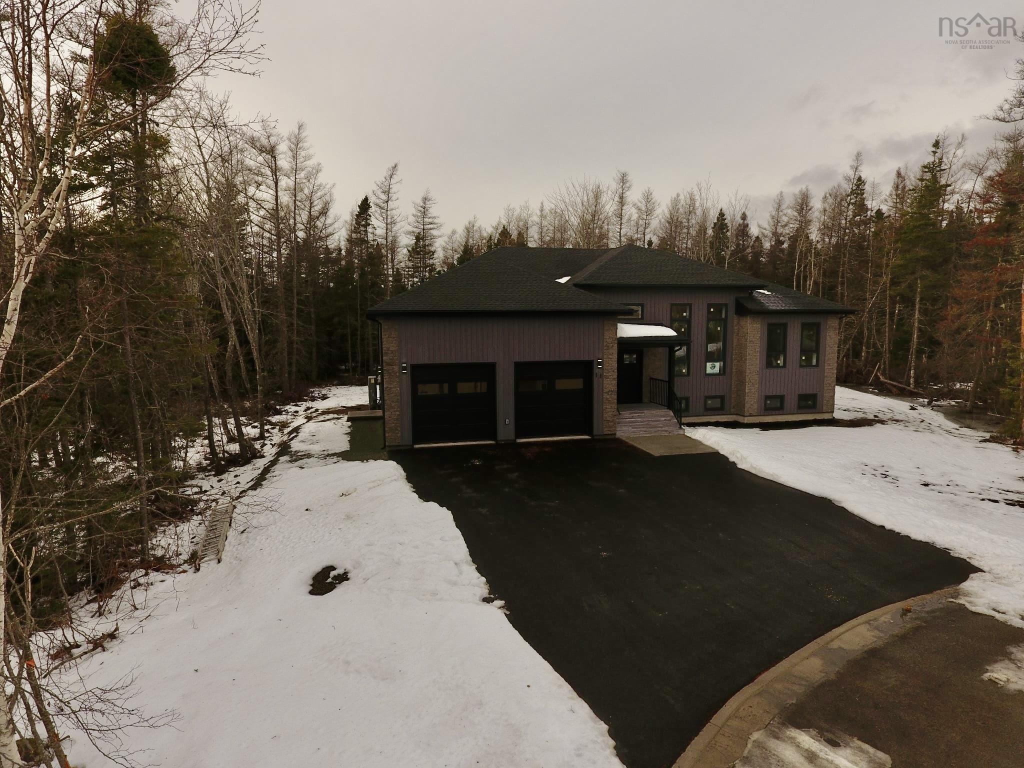 $829,000.00: 11 Chiavari Close, Port Hawkesbury