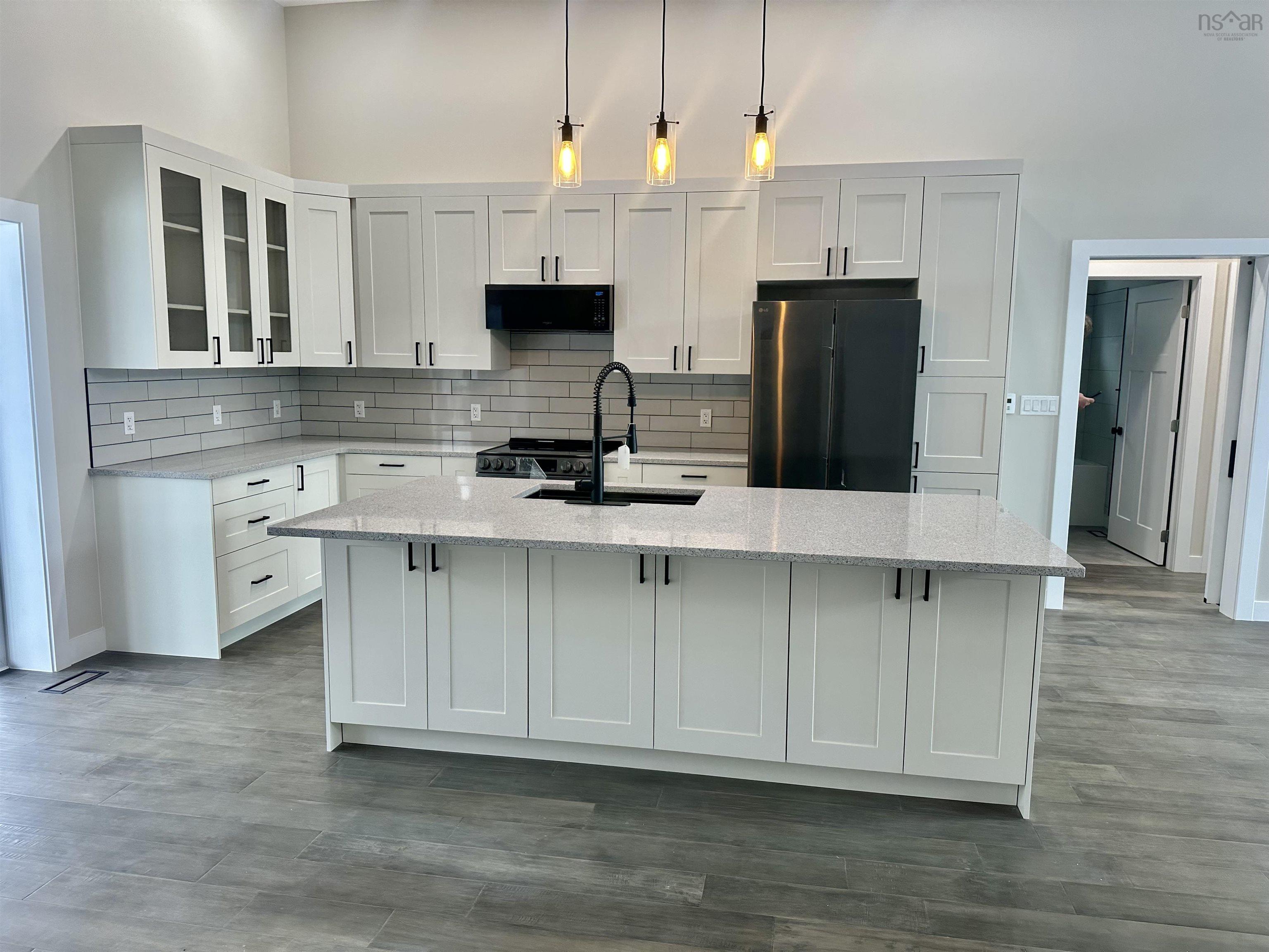 $829,000.00: 11 Chiavari Close, Port Hawkesbury