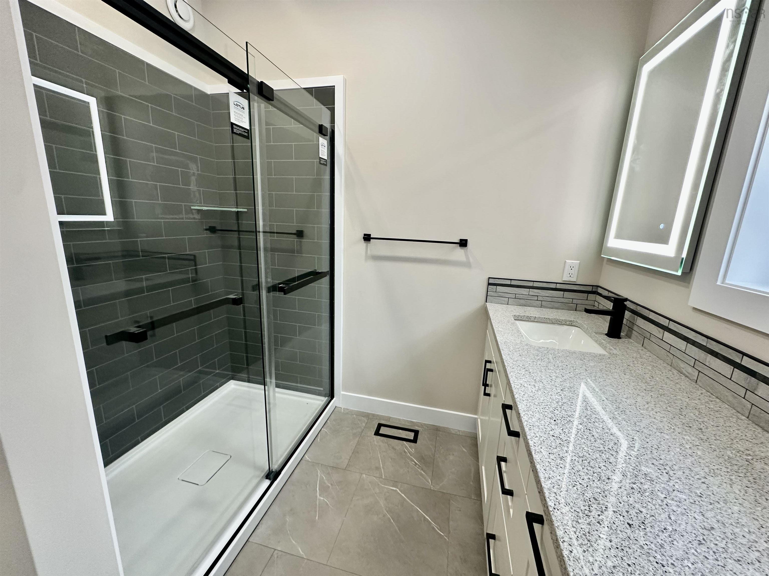 $829,000.00: 11 Chiavari Close, Port Hawkesbury