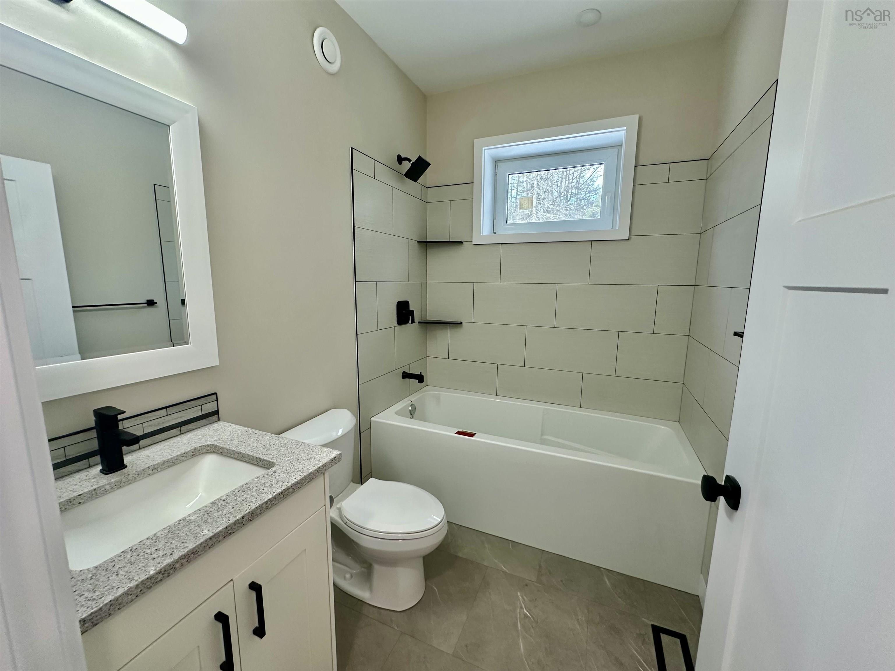 $829,000.00: 11 Chiavari Close, Port Hawkesbury