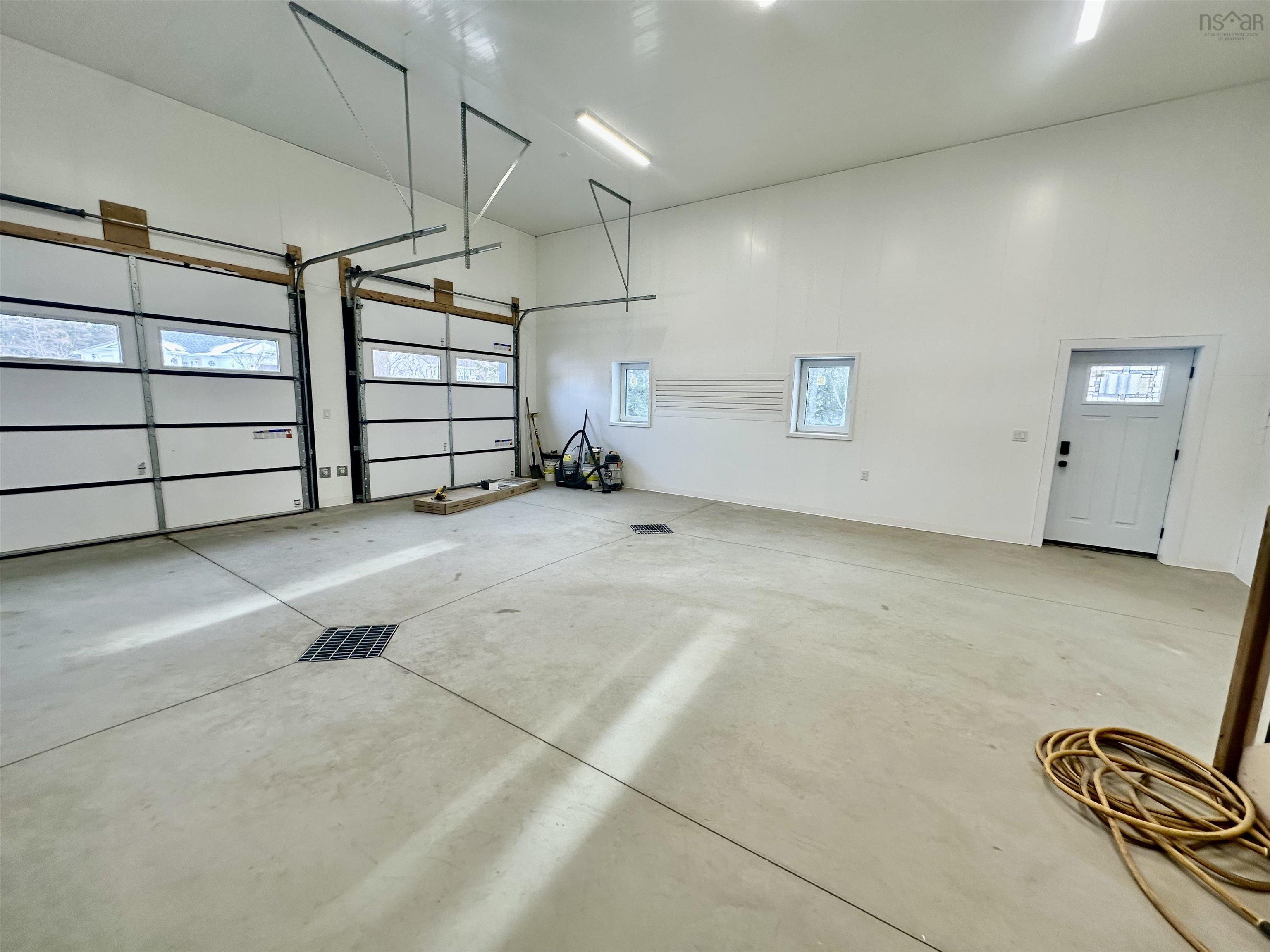 $829,000.00: 11 Chiavari Close, Port Hawkesbury