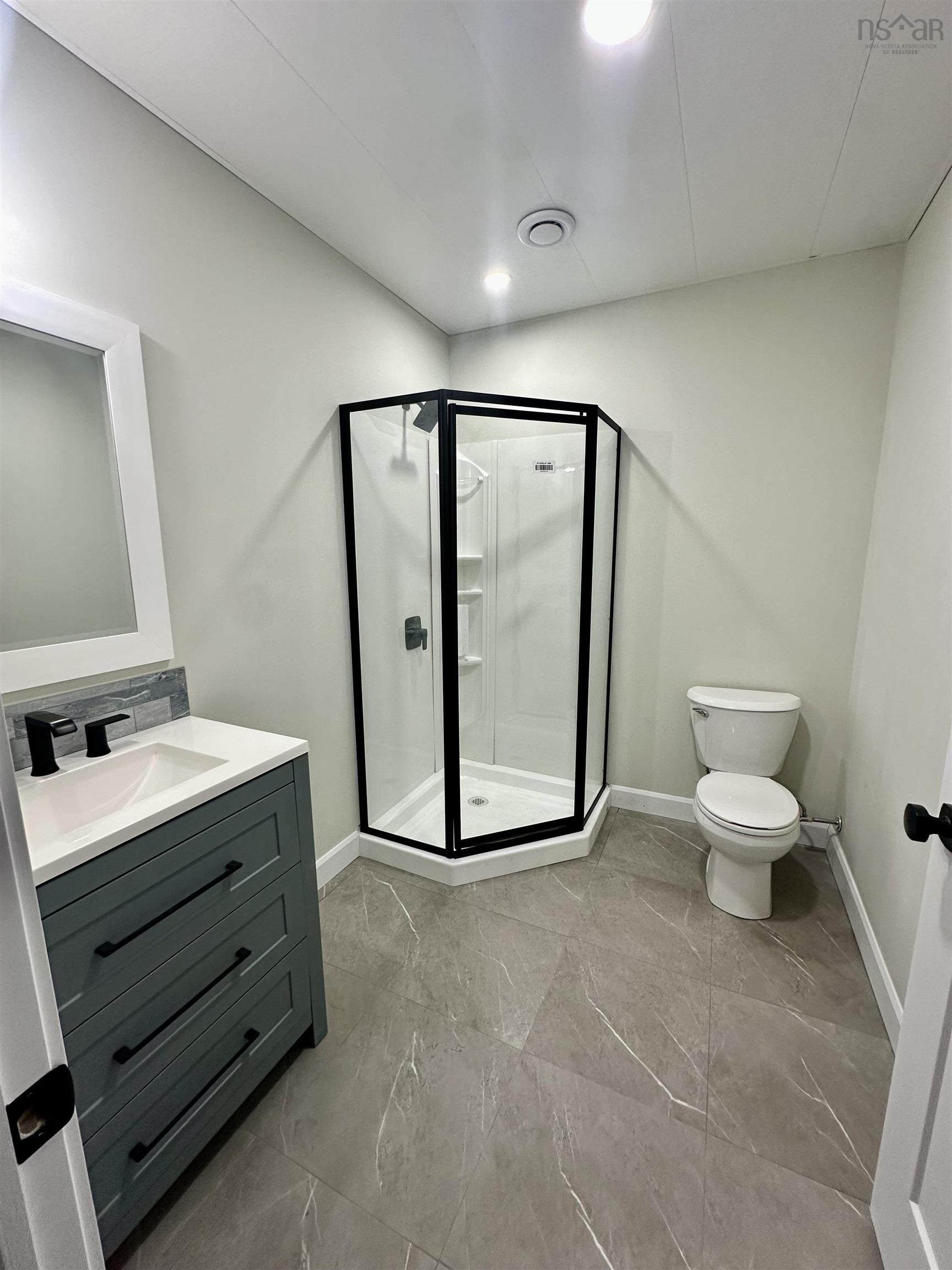 $829,000.00: 11 Chiavari Close, Port Hawkesbury